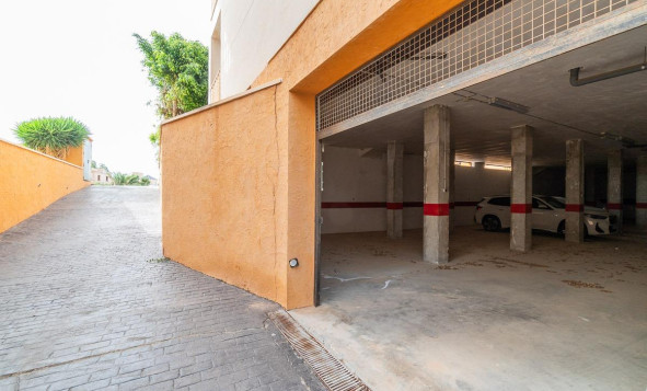 Garage - Herverkoop - Orihuela Costa - Costa Blanca Zuid
