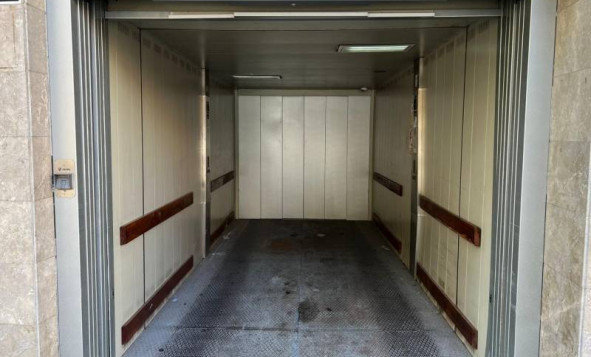 Garage - Herverkoop - Torrevieja - Costa Blanca Zuid