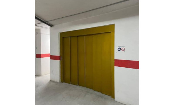 Garage - Herverkoop - Torrevieja - GIC-41616