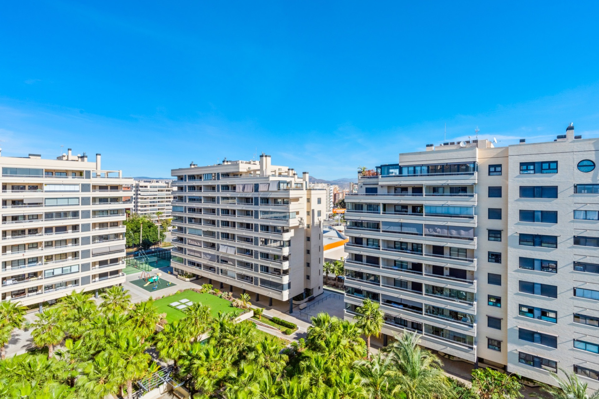 Herverkoop - 1. Apartment / flat - Alicante - Playa San Juan