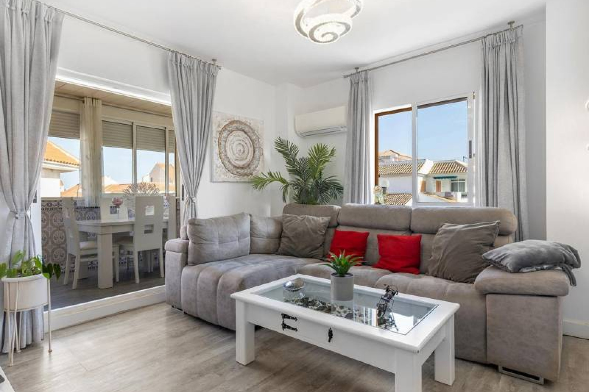 Herverkoop - 1. Apartment / flat - La Mata - Torrevieja