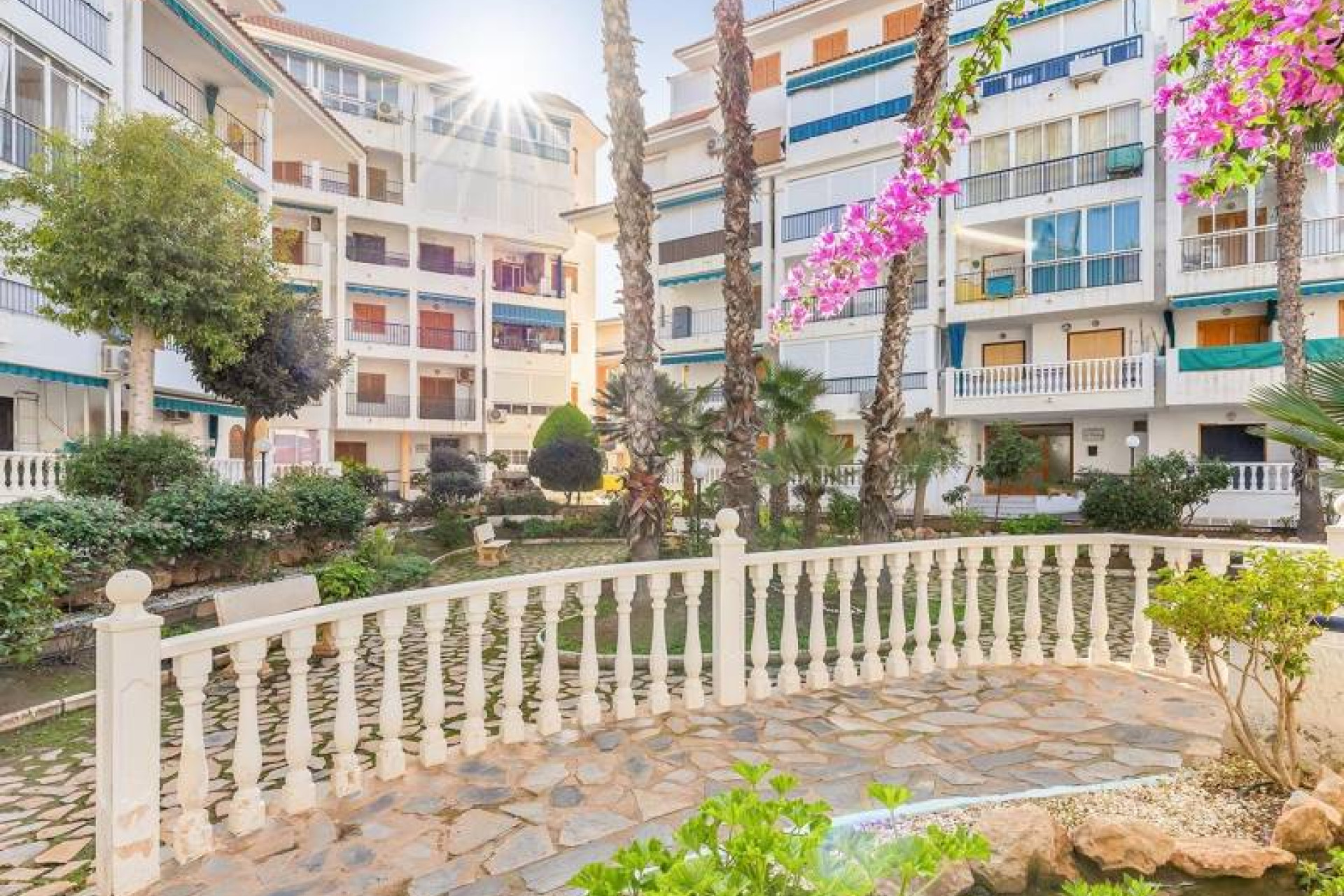 Herverkoop - 1. Apartment / flat - La Mata - Torrevieja