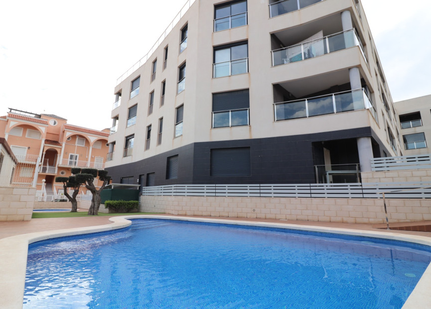 Herverkoop - 1. Apartment / flat - La Mata - Torrevieja