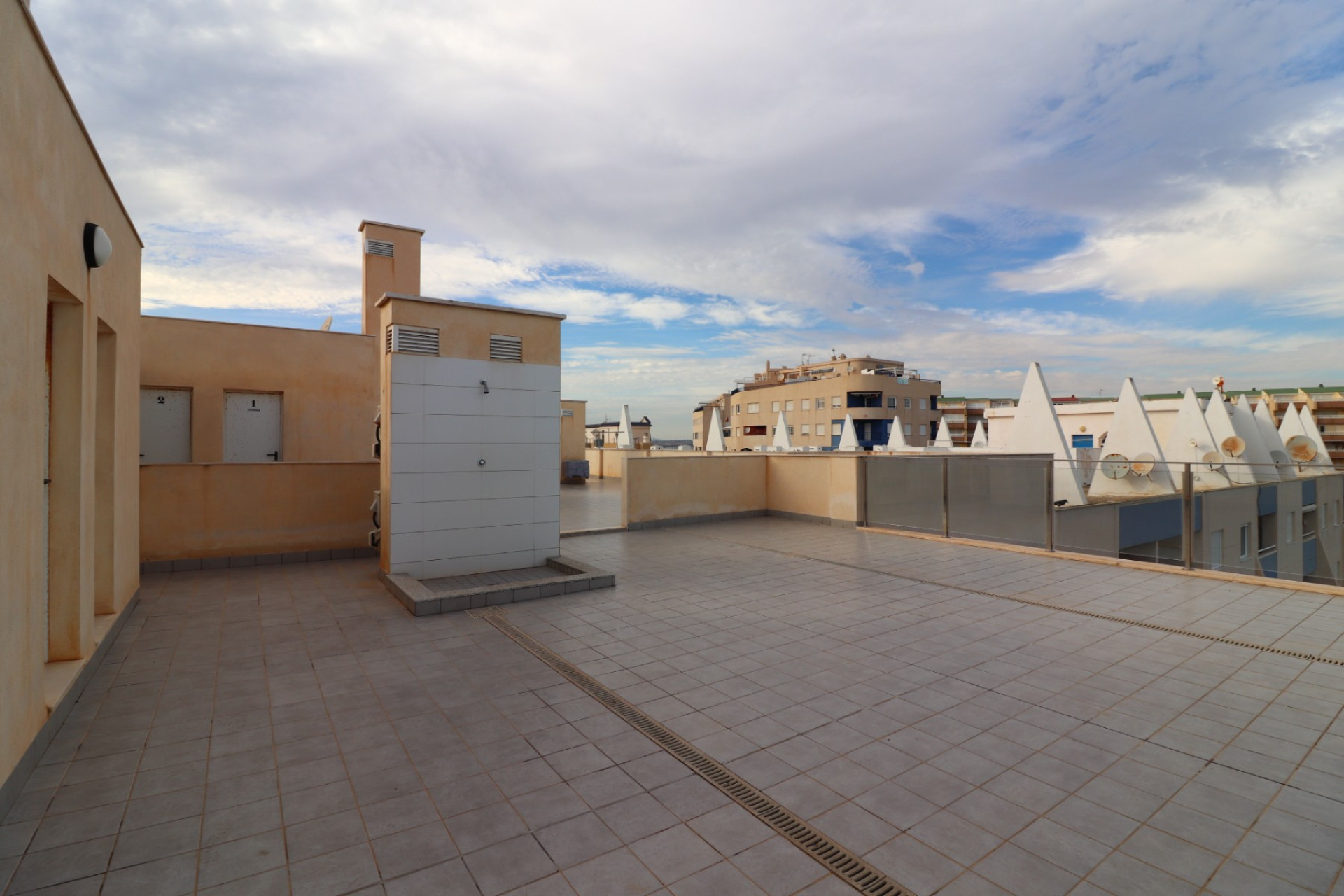 Herverkoop - 1. Apartment / flat - La Mata - Torrevieja