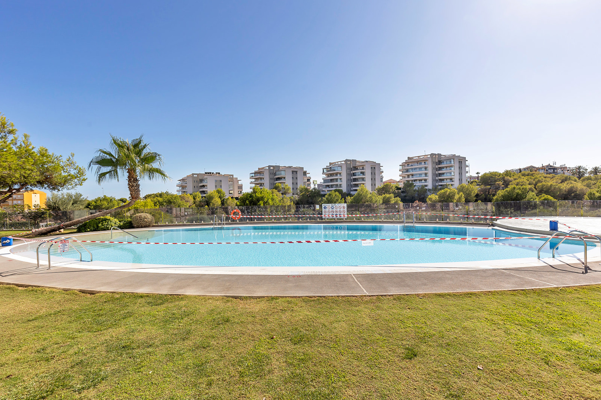 Herverkoop - 1. Apartment / flat - Orihuela Costa