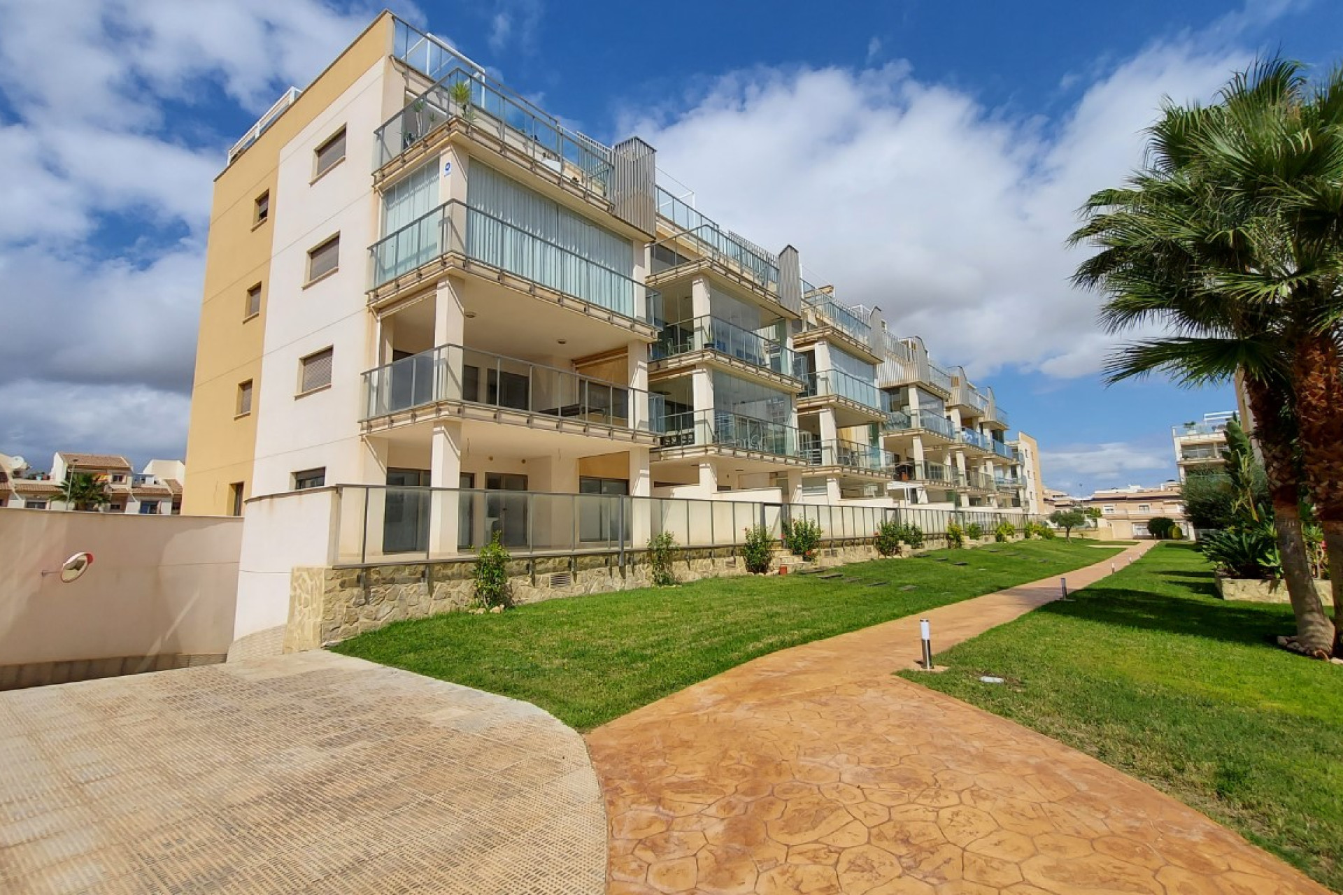 Herverkoop - 1. Apartment / flat - Orihuela Costa