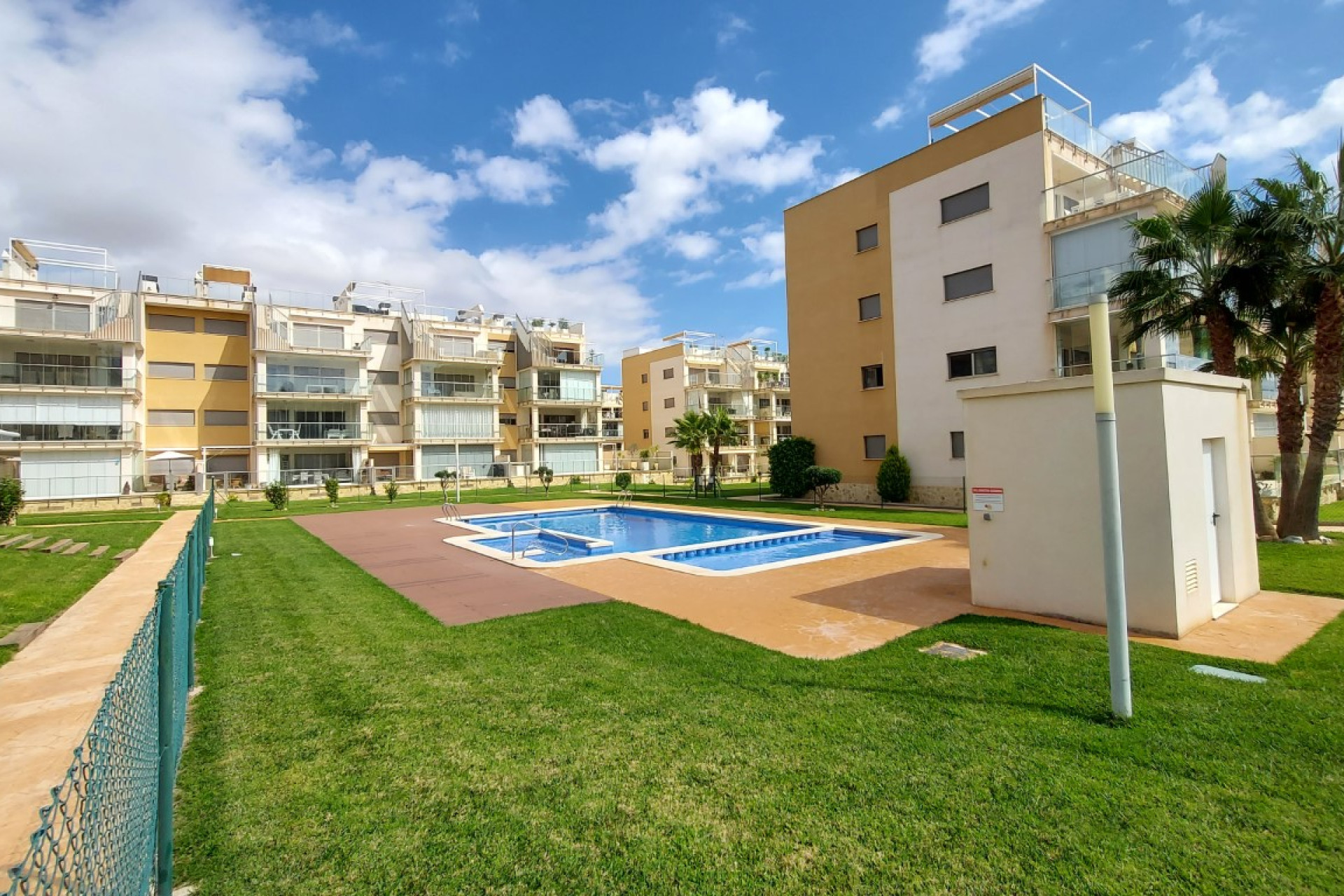 Herverkoop - 1. Apartment / flat - Orihuela Costa