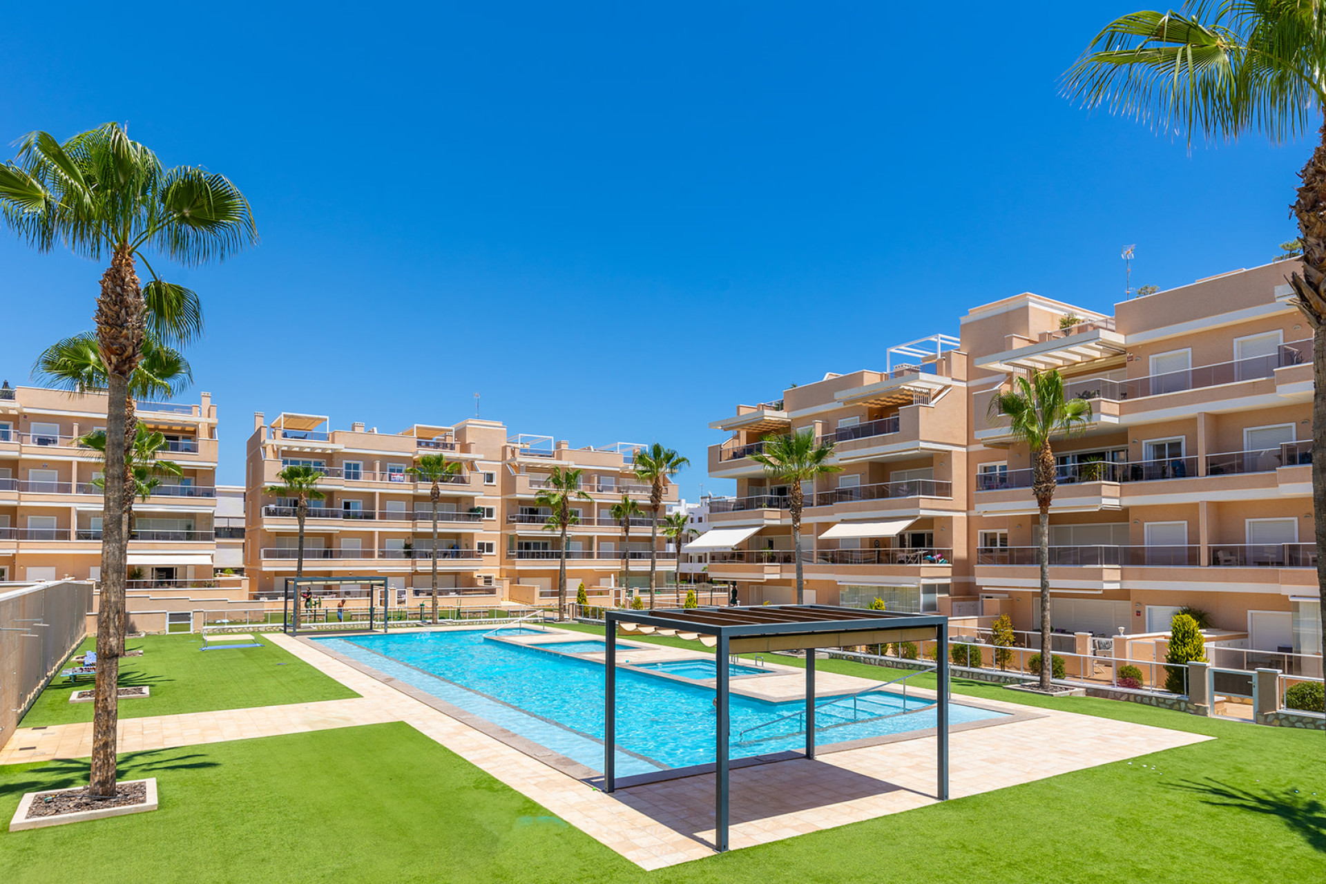 Herverkoop - 1. Apartment / flat - Orihuela - Orihuela Costa