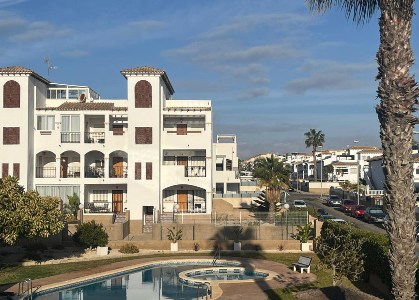 Herverkoop - 1. Apartment / flat - Punta Prima - Orihuela Costa