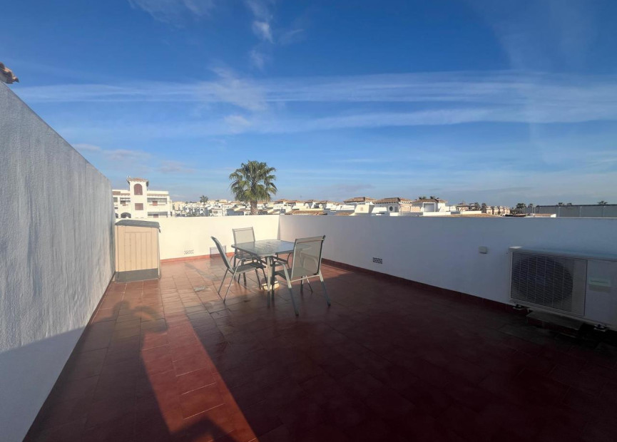 Herverkoop - 1. Apartment / flat - Punta Prima - Orihuela Costa