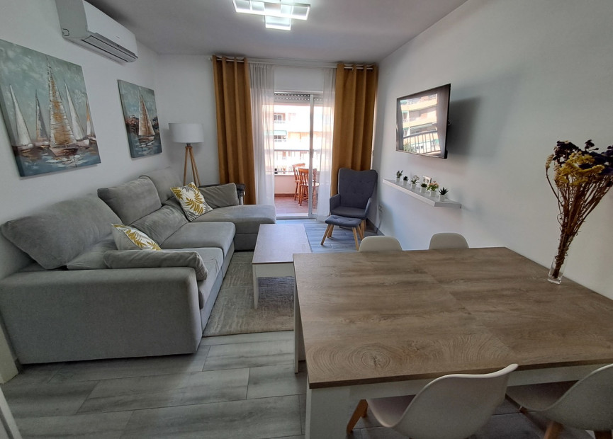 Herverkoop - 1. Apartment / flat - Punta Prima - Orihuela Costa