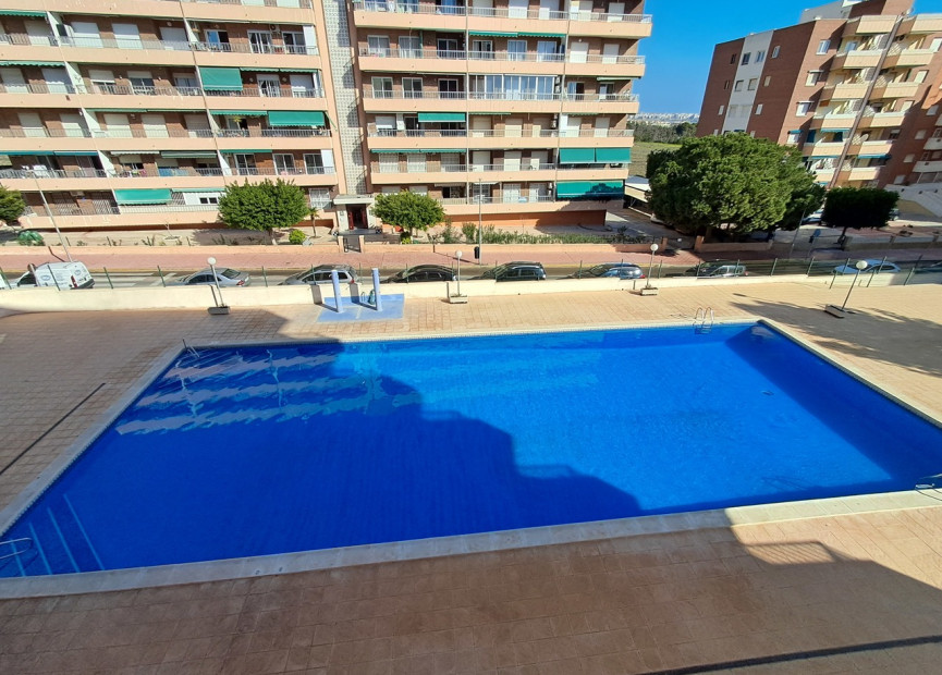 Herverkoop - 1. Apartment / flat - Punta Prima - Orihuela Costa