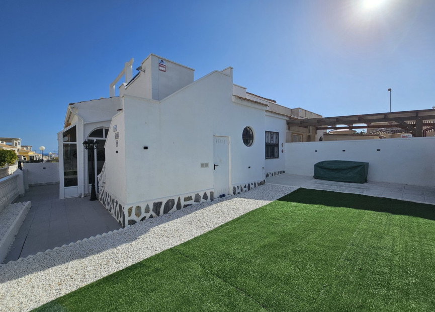 Herverkoop - 1. Apartment / flat - Punta Prima - Orihuela Costa