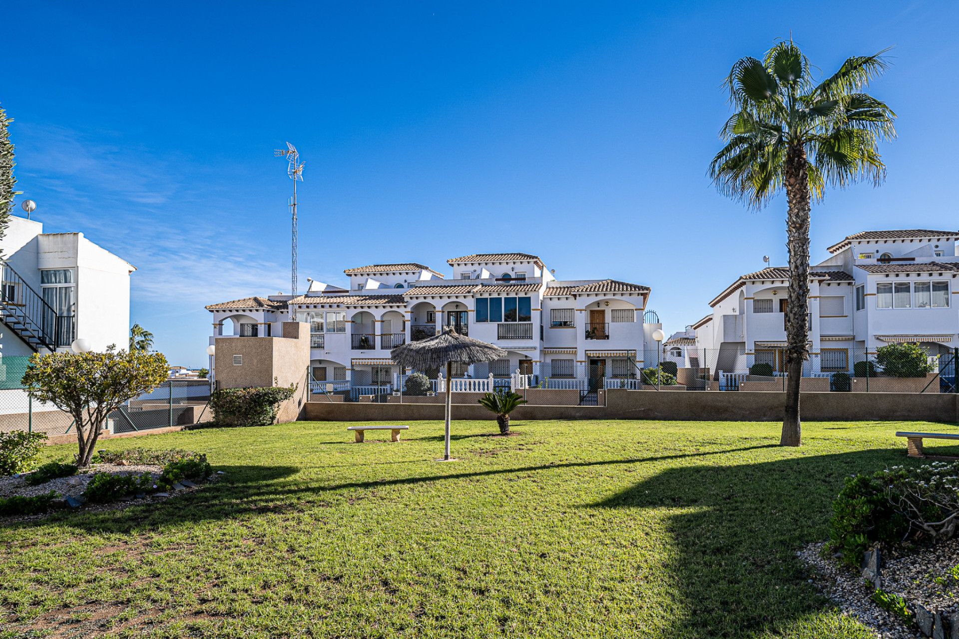 Herverkoop - 1. Apartment / flat - Punta Prima - Orihuela Costa