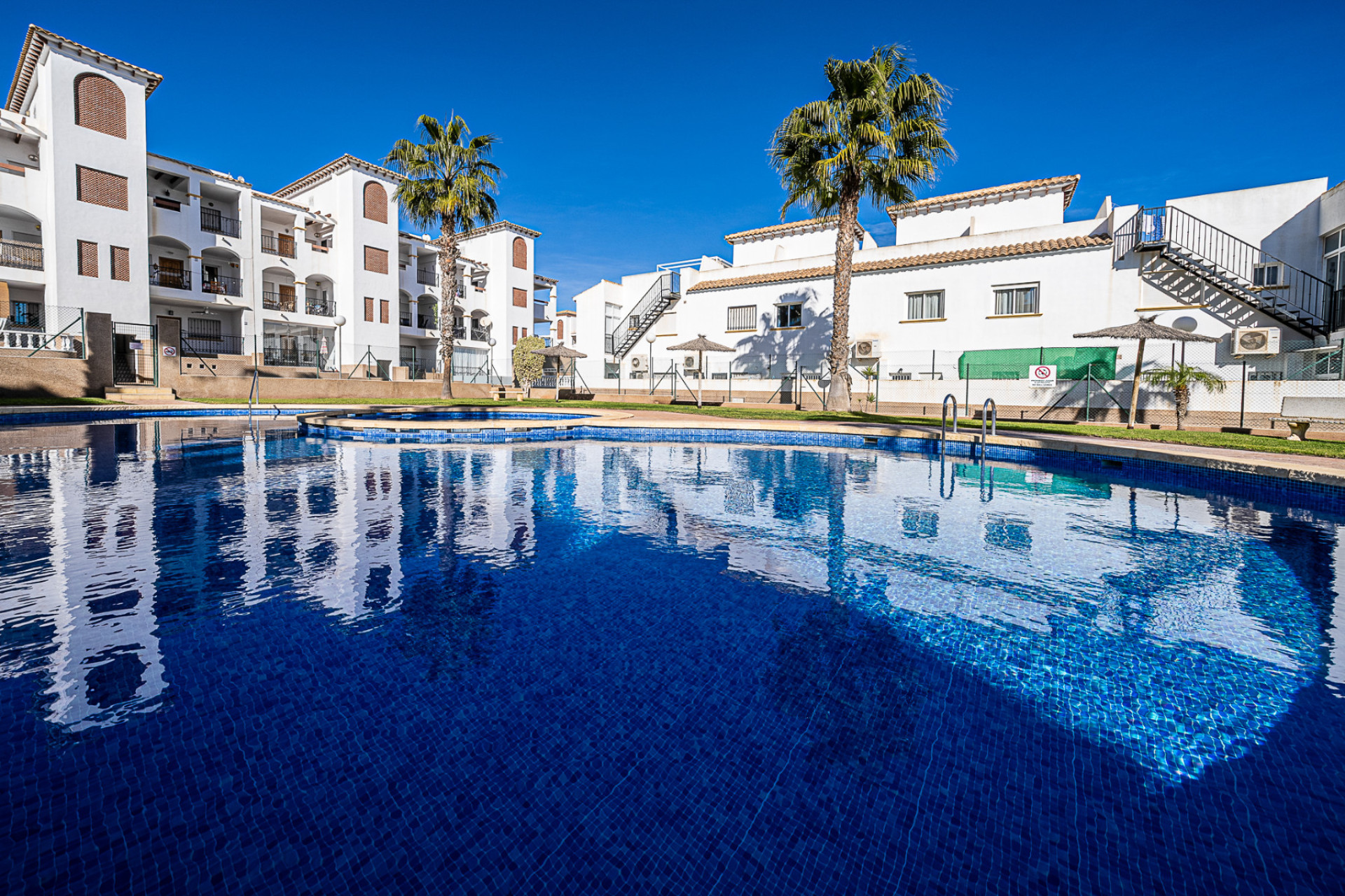 Herverkoop - 1. Apartment / flat - Punta Prima - Orihuela Costa