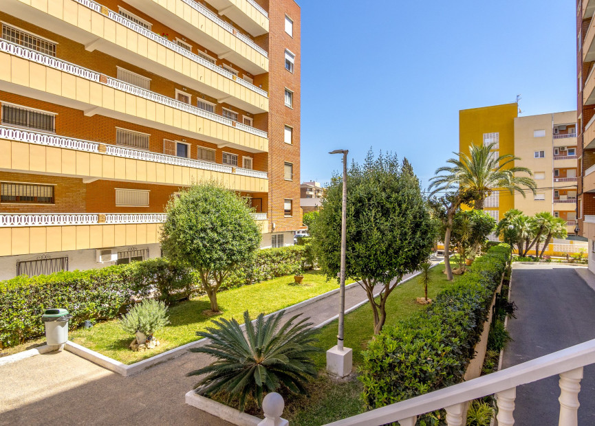 Herverkoop - 1. Apartment / flat - Torrevieja - Orihuela Costa