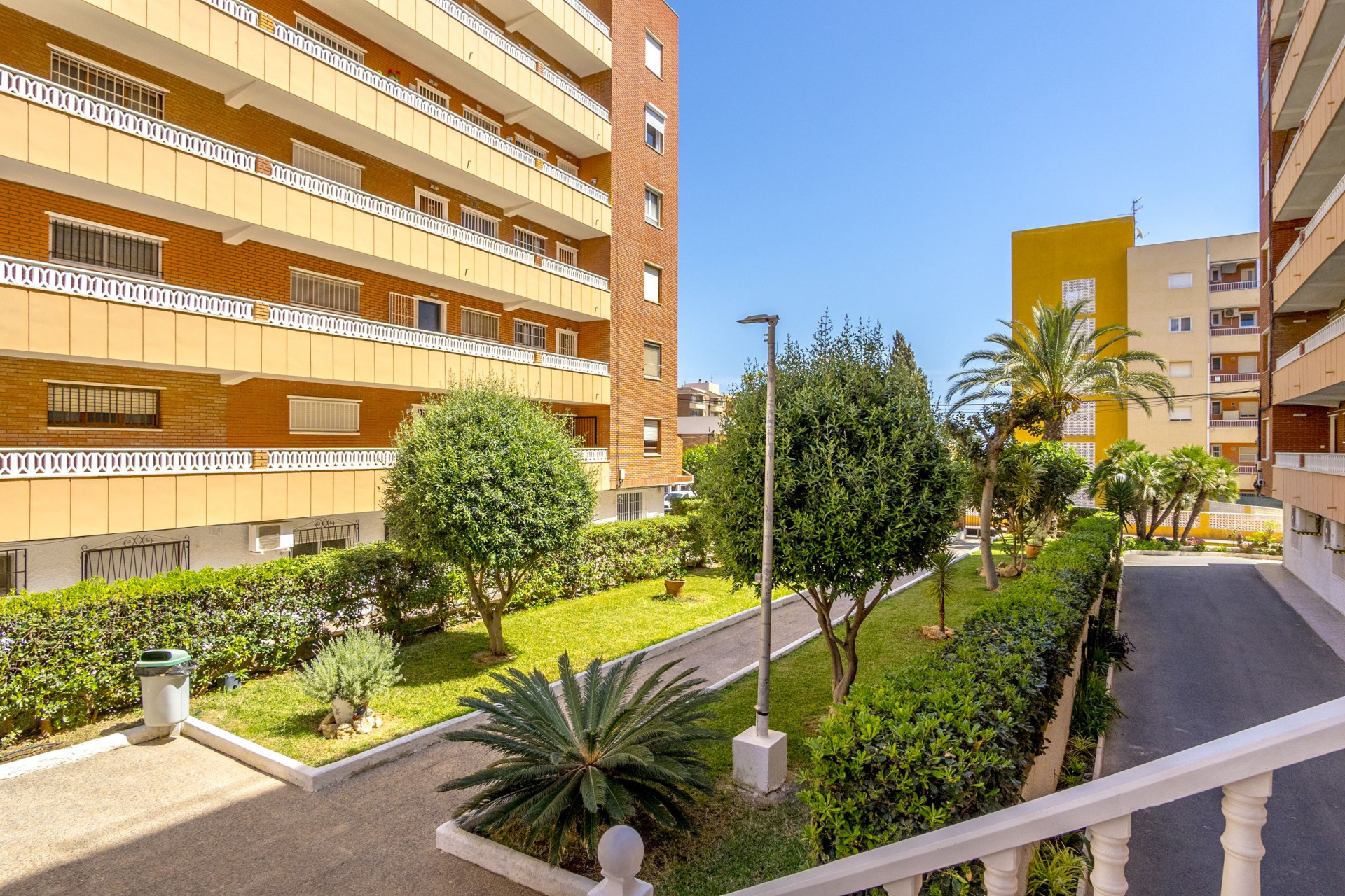 Herverkoop - 1. Apartment / flat - Torrevieja - Orihuela Costa