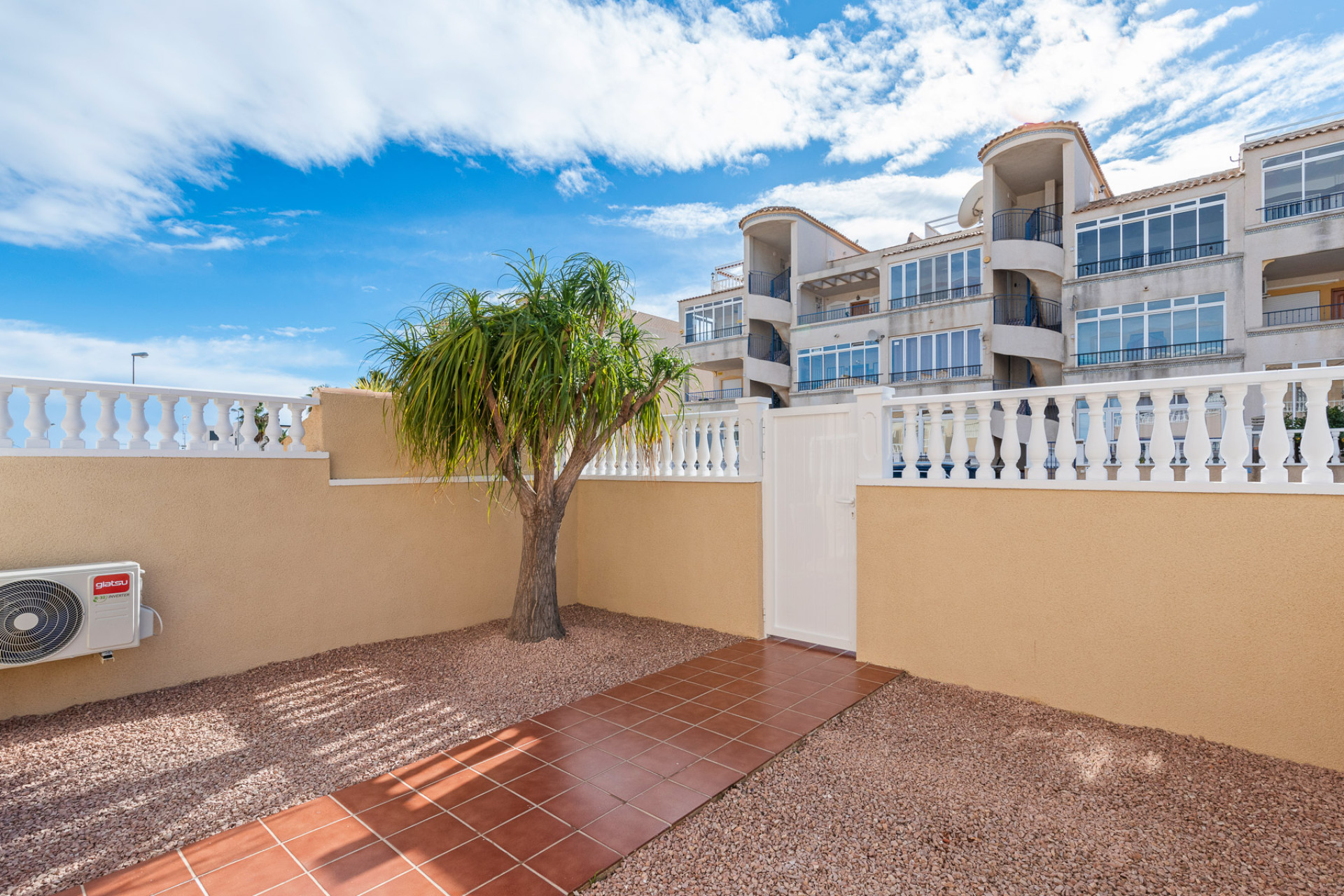 Herverkoop - 1. Apartment / flat - Torrevieja - Orihuela Costa