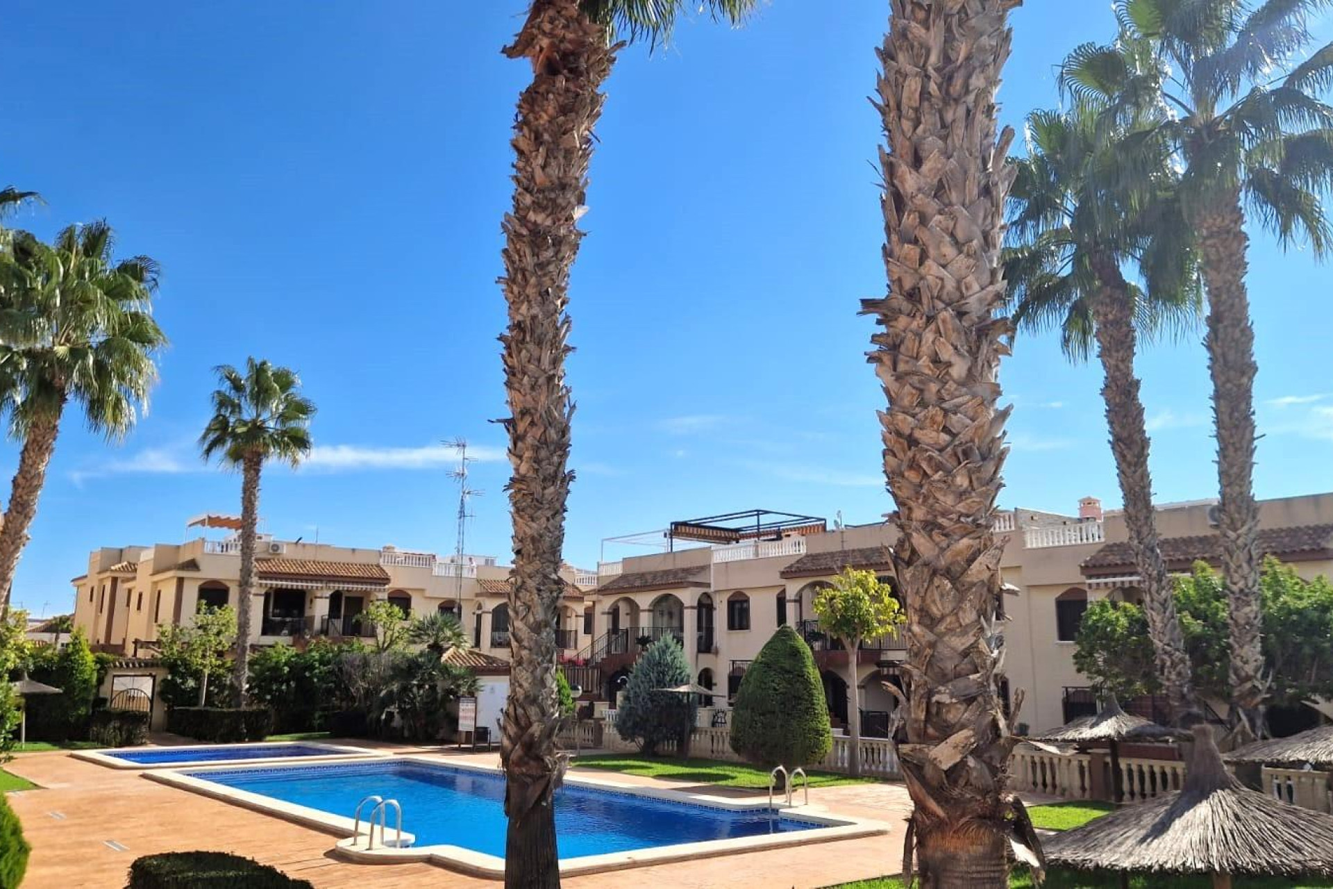 Herverkoop - 1. Apartment / flat - Torrevieja - Orihuela Costa