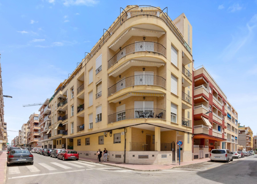 Herverkoop - 1. Apartment / flat - Torrevieja - Playa del Cura