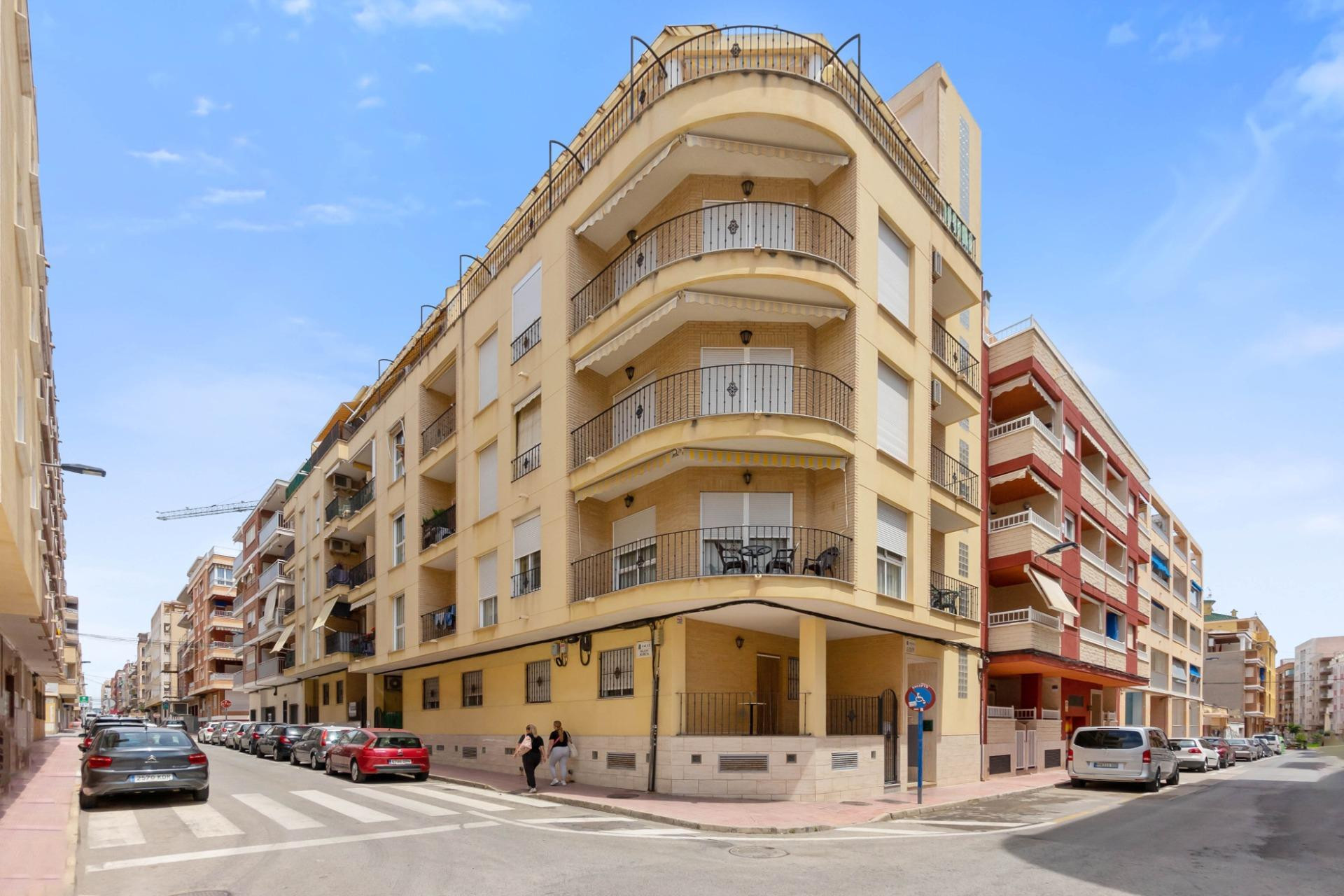 Herverkoop - 1. Apartment / flat - Torrevieja - Playa del Cura