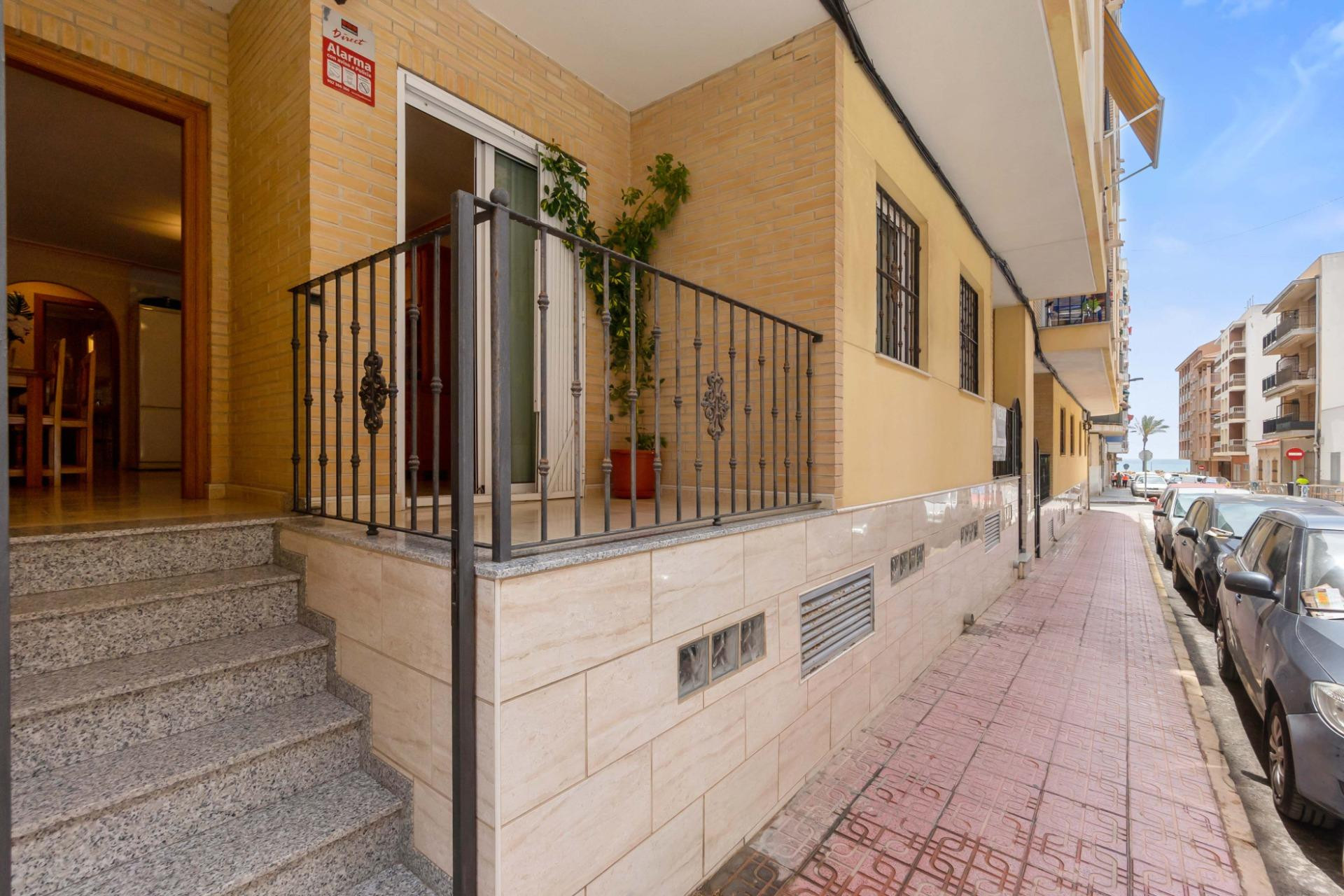 Herverkoop - 1. Apartment / flat - Torrevieja - Playa del Cura