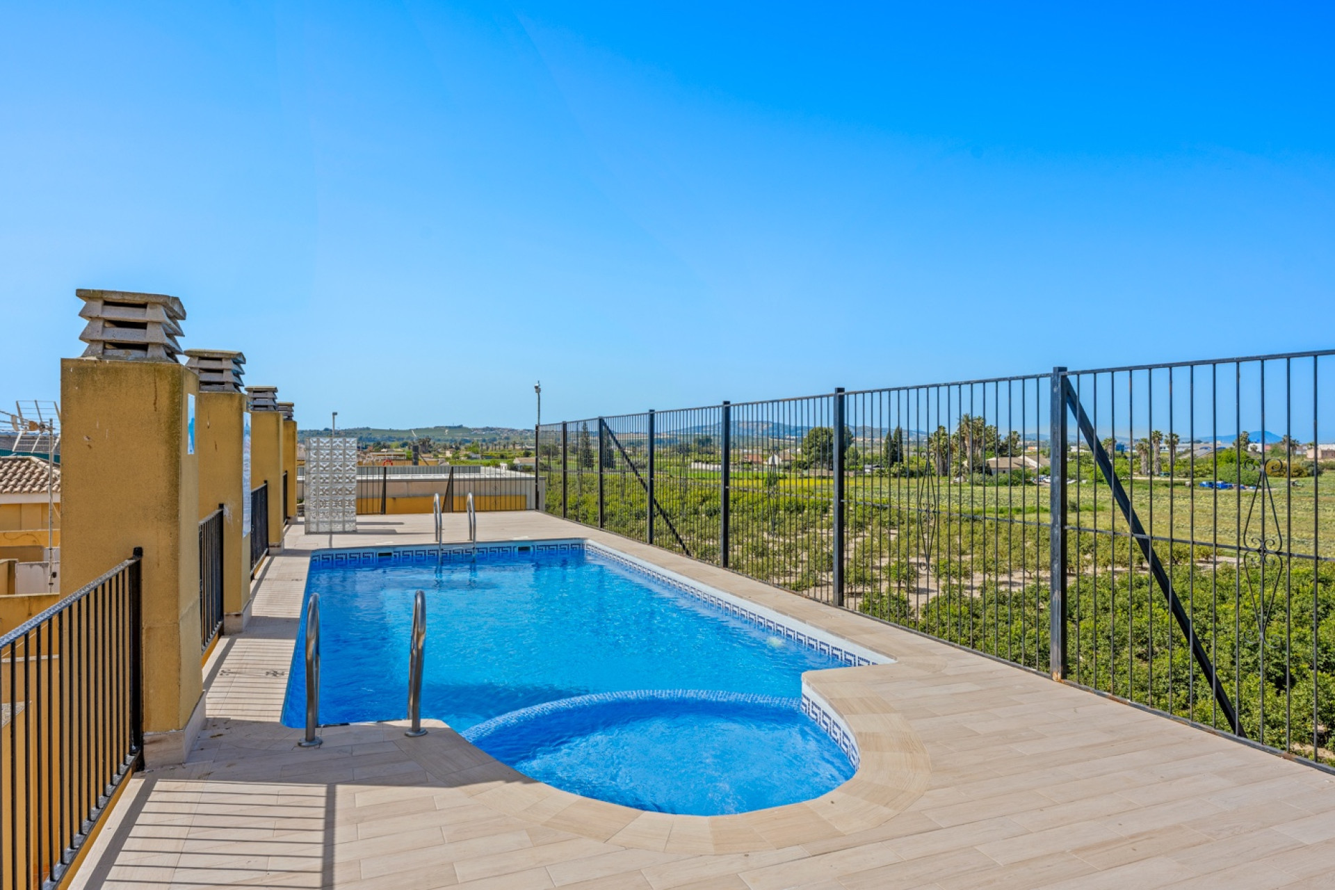 Herverkoop - 1. Appartement / flat - Daya Nueva - Costa Blanca Zuid