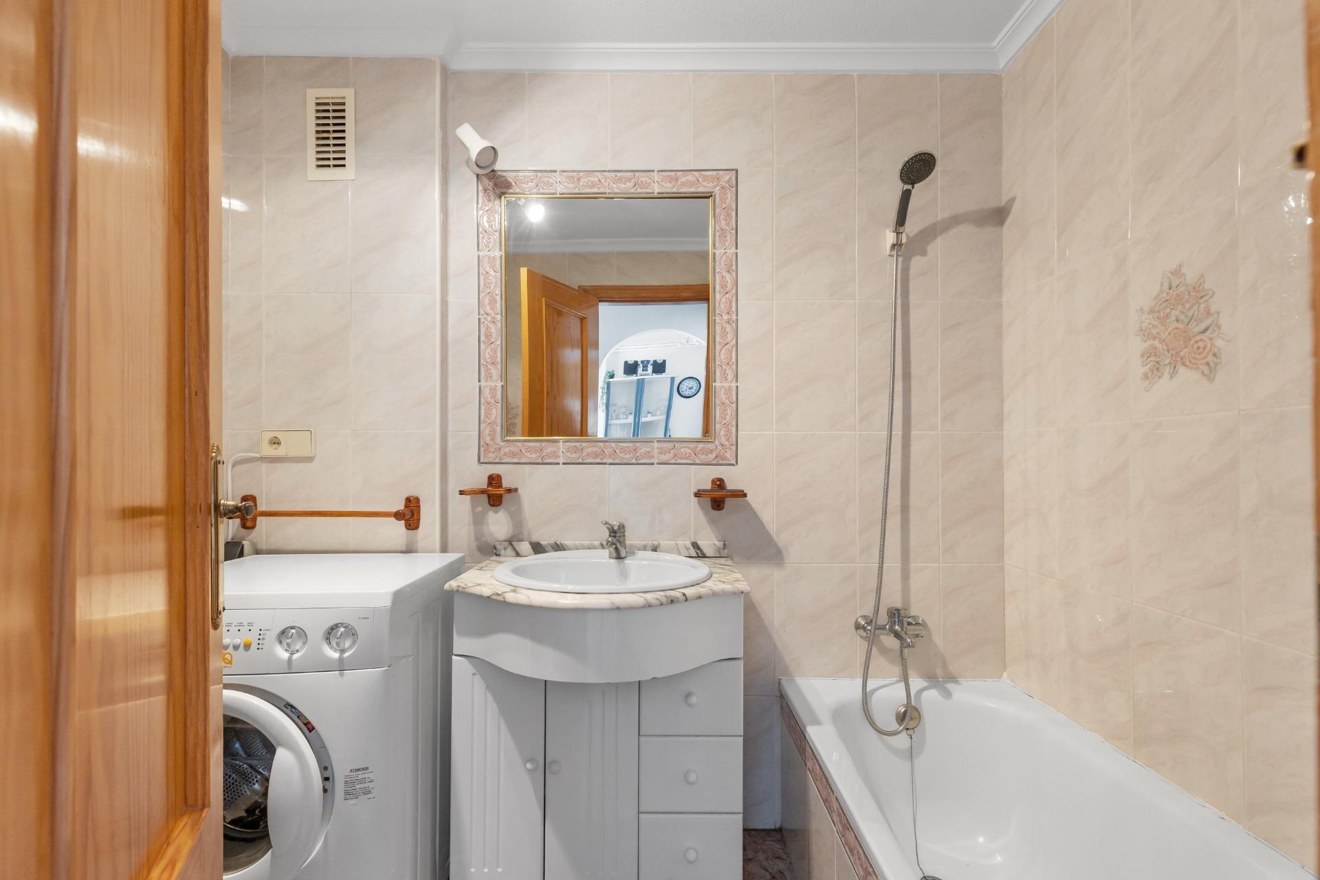 Herverkoop - 1. Appartement / flat - Guardamar del Segura - El moncayo