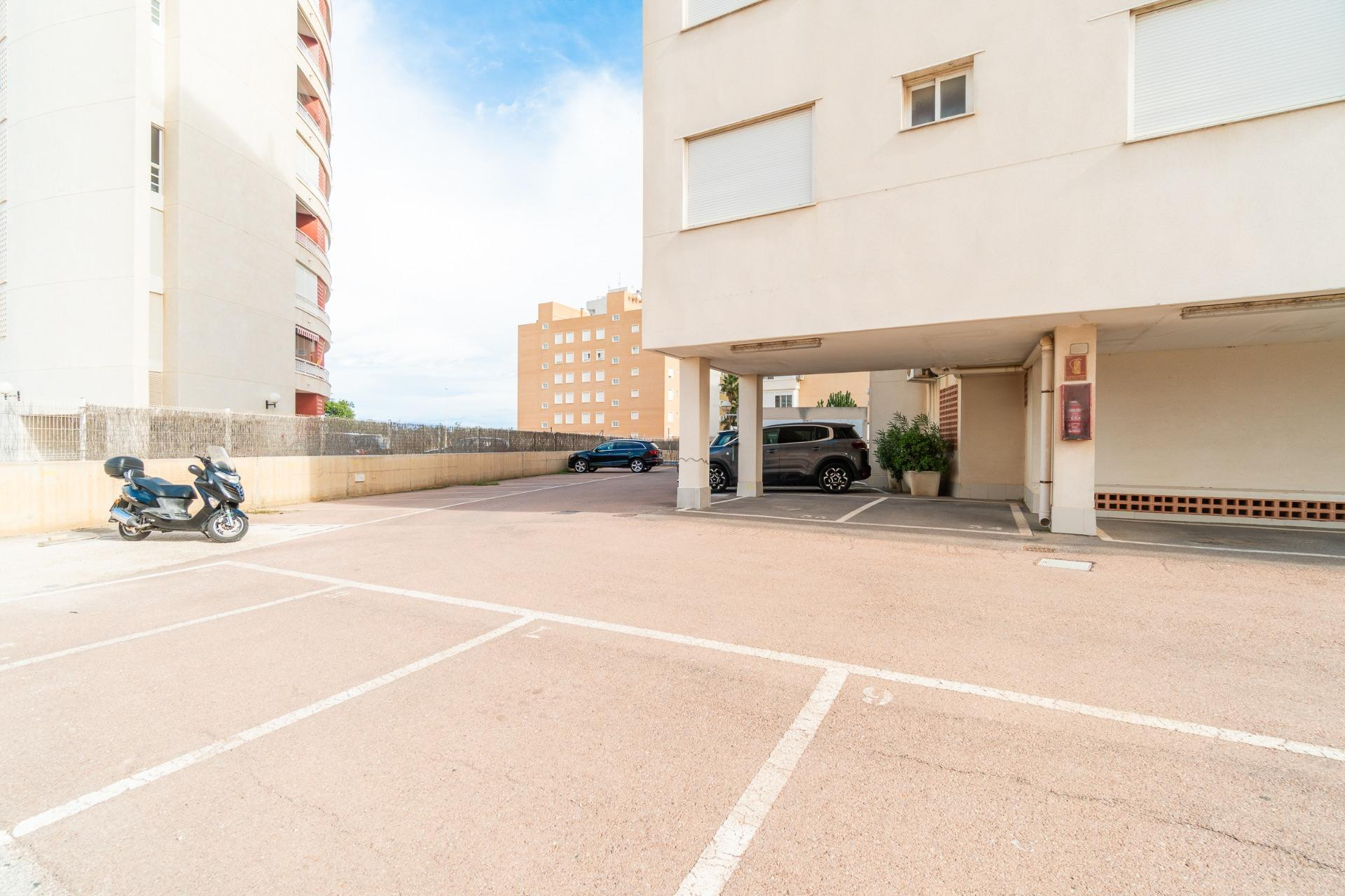 Herverkoop - 1. Appartement / flat - Guardamar del Segura - Puerto Deportivo