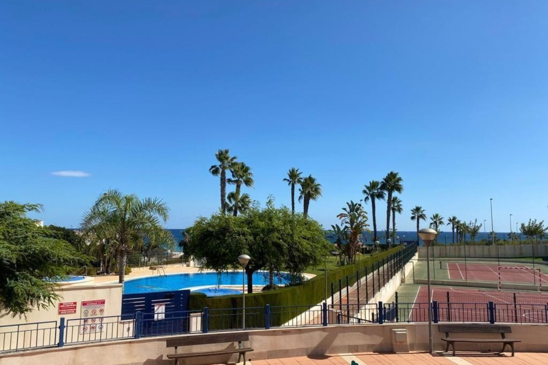 Herverkoop - 1. Appartement / flat - Mil Palmeras - Costa Blanca Zuid