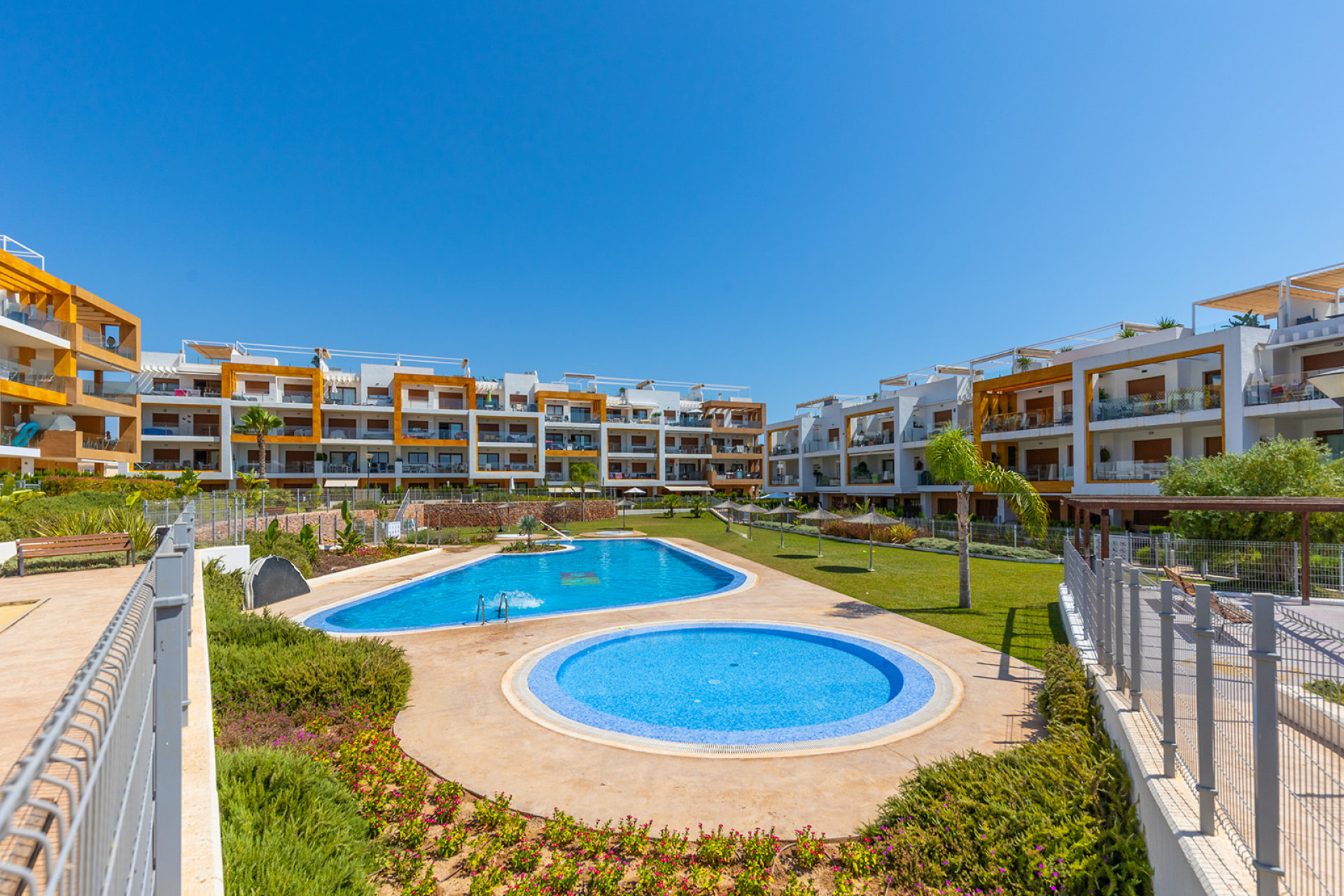Herverkoop - 1. Appartement / flat - Orihuela Costa - Costa Blanca Zuid