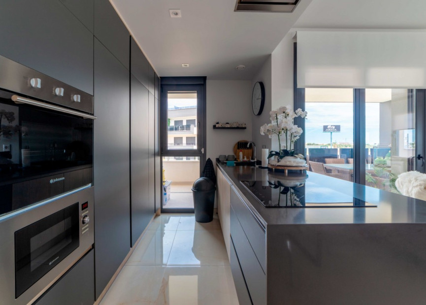 Herverkoop - 1. Appartement / flat - Playa Flamenca - Costa Blanca Zuid