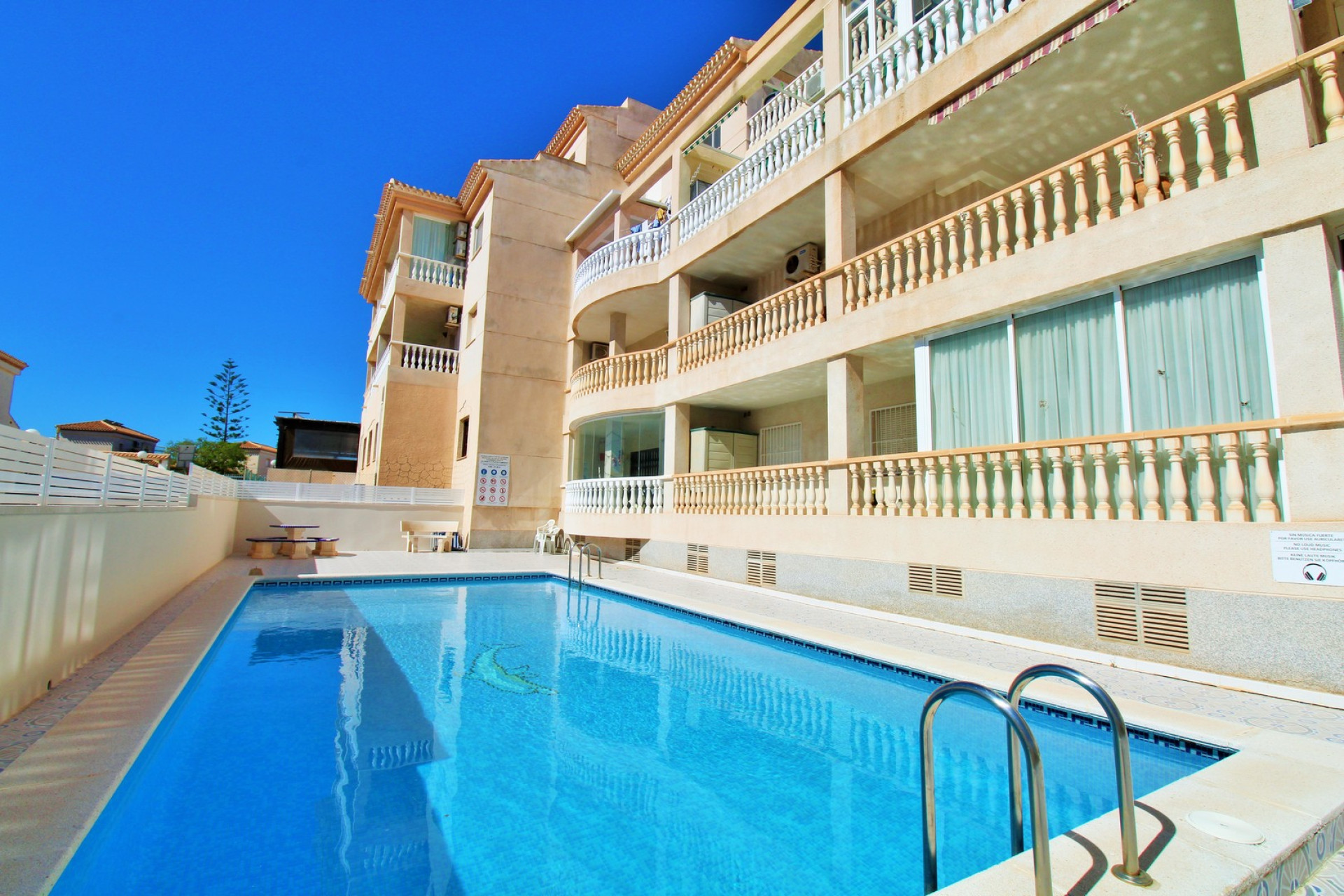 Herverkoop - 1. Appartement / flat - Playa Flamenca - Costa Blanca Zuid