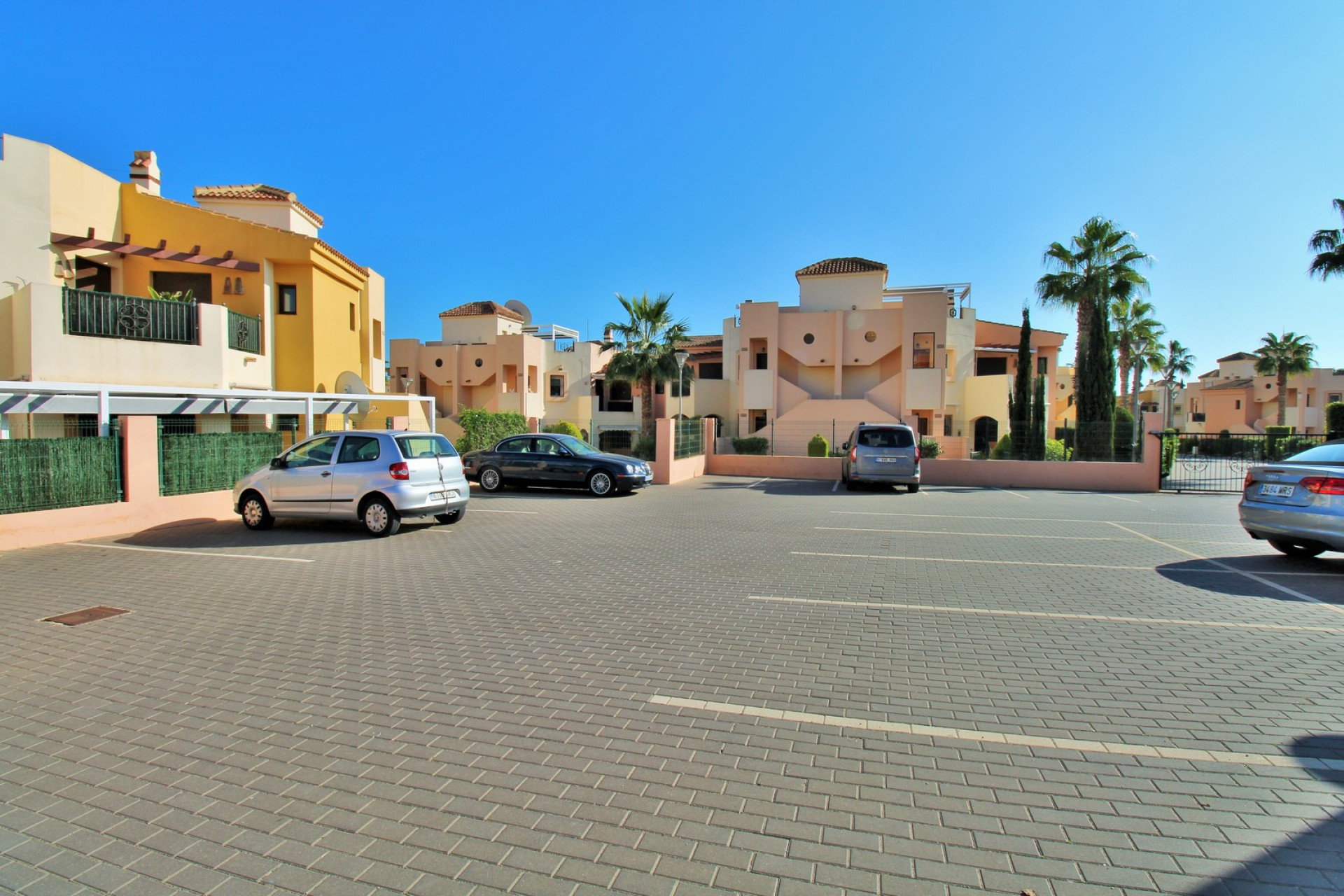 Herverkoop - 1. Appartement / flat - Punta Prima - Costa Blanca Zuid