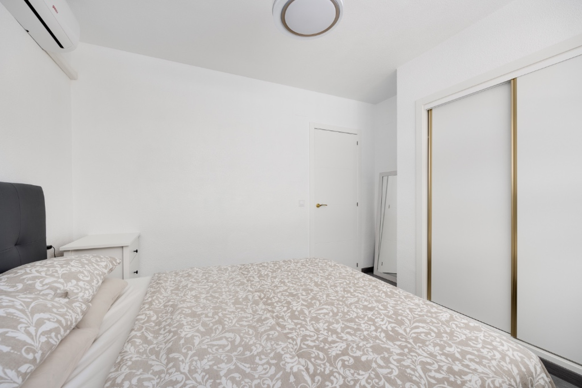 Herverkoop - 1. Appartement / flat - Punta Prima - Costa Blanca Zuid