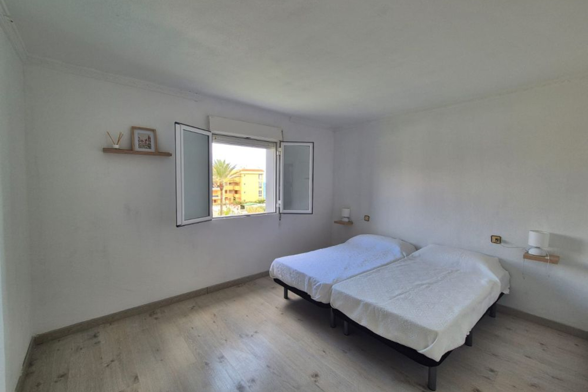 Herverkoop - 1. Appartement / flat - Punta Prima - Costa Blanca Zuid