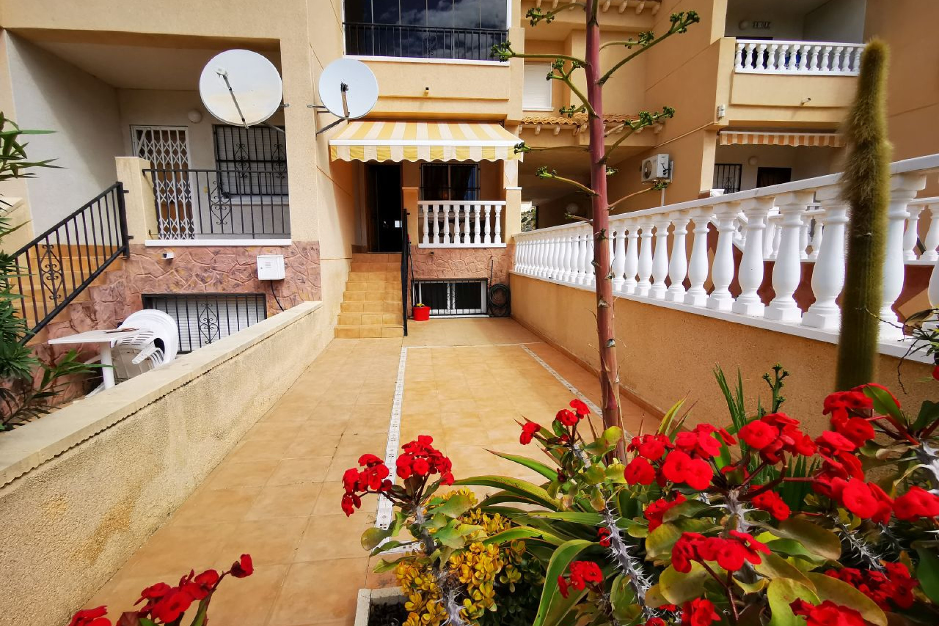 Herverkoop - 1. Appartement / flat - Rojales - Costa Blanca Zuid
