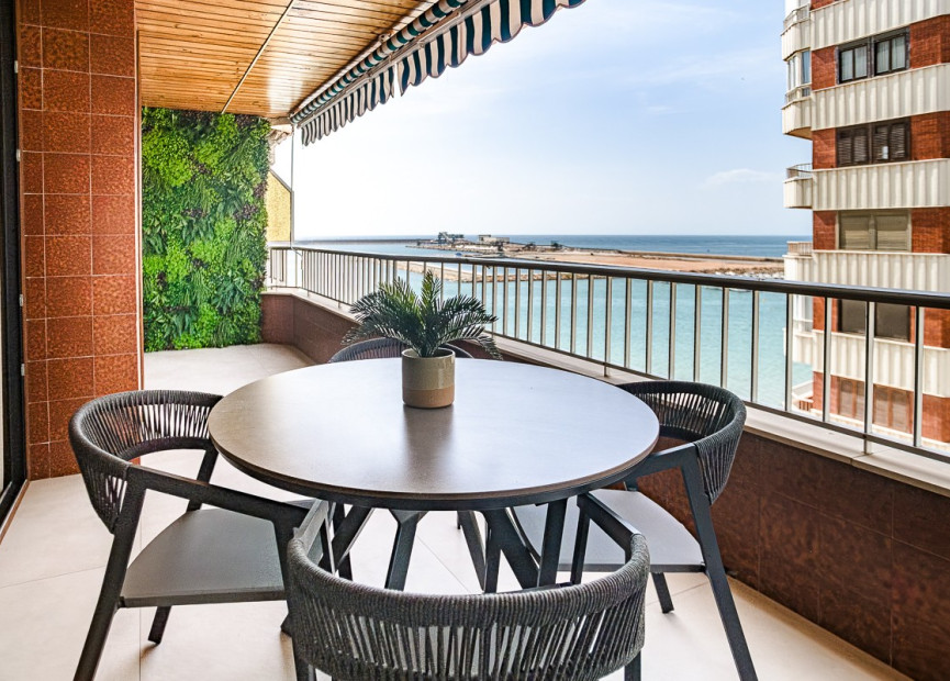 Herverkoop - 1. Appartement / flat - Torrevieja - Acequion
