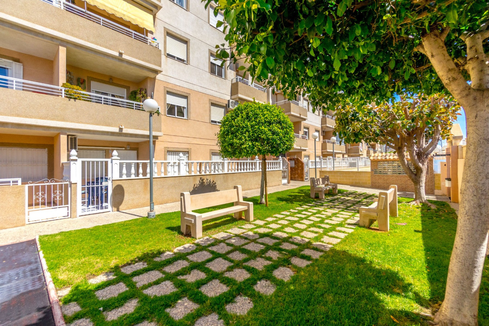 Herverkoop - 1. Appartement / flat - Torrevieja - Costa Blanca Zuid
