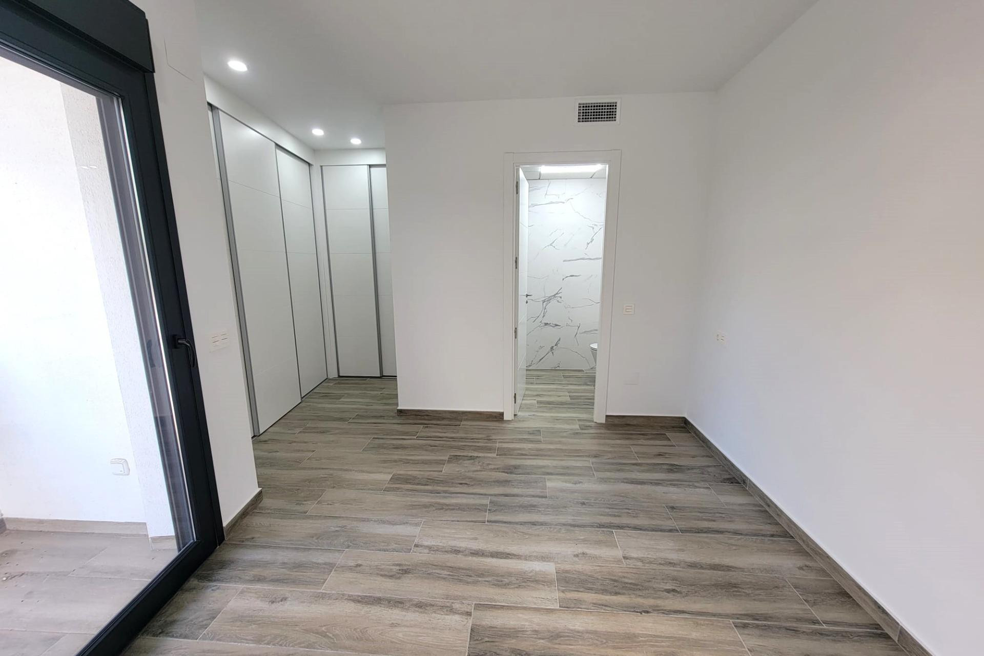 Herverkoop - 1. Appartement / flat - Torrevieja - Costa Blanca Zuid