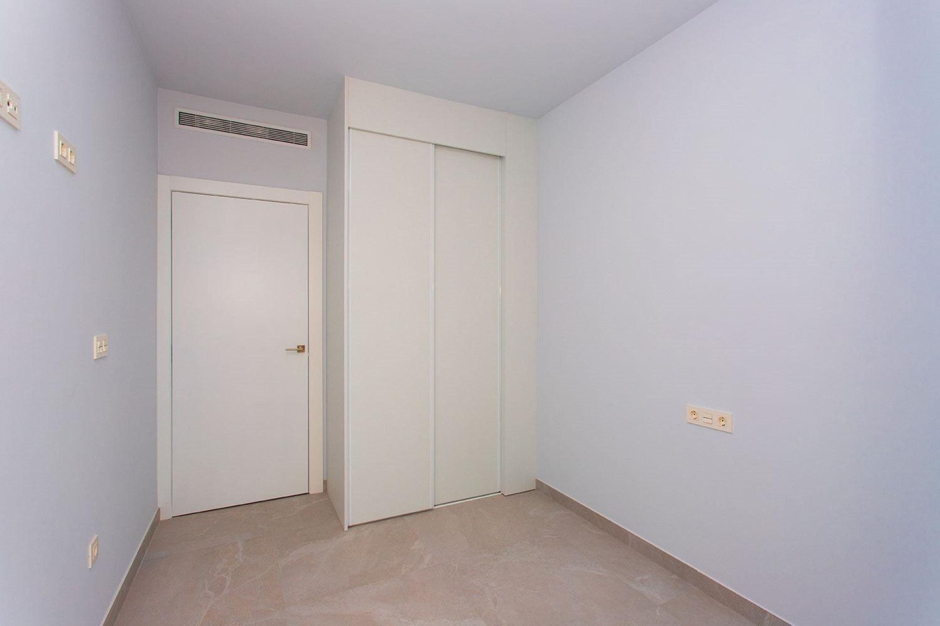 Herverkoop - 1. Appartement / flat - Torrevieja - Costa Blanca Zuid