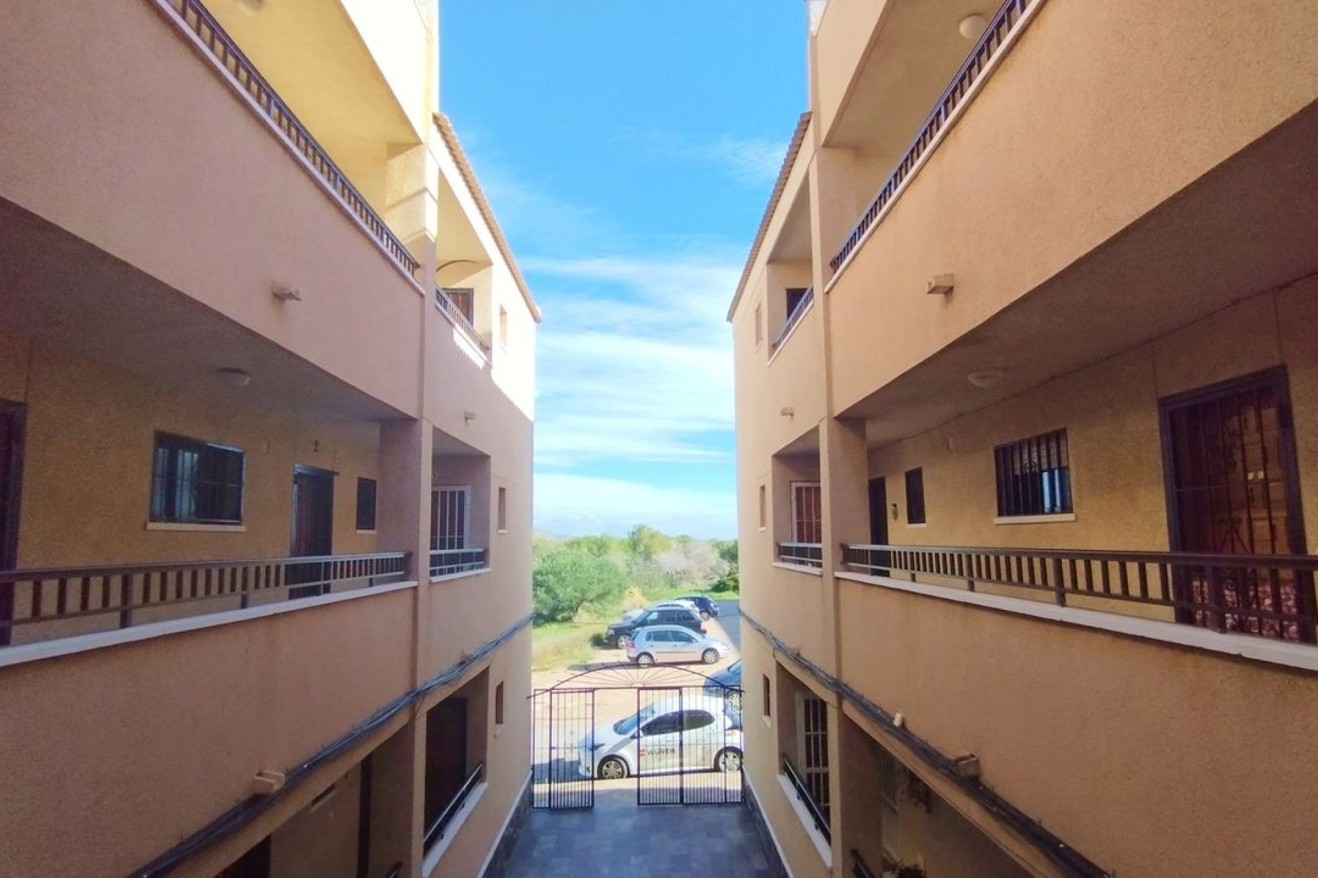 Herverkoop - 1. Appartement / flat - Torrevieja - Costa Blanca Zuid