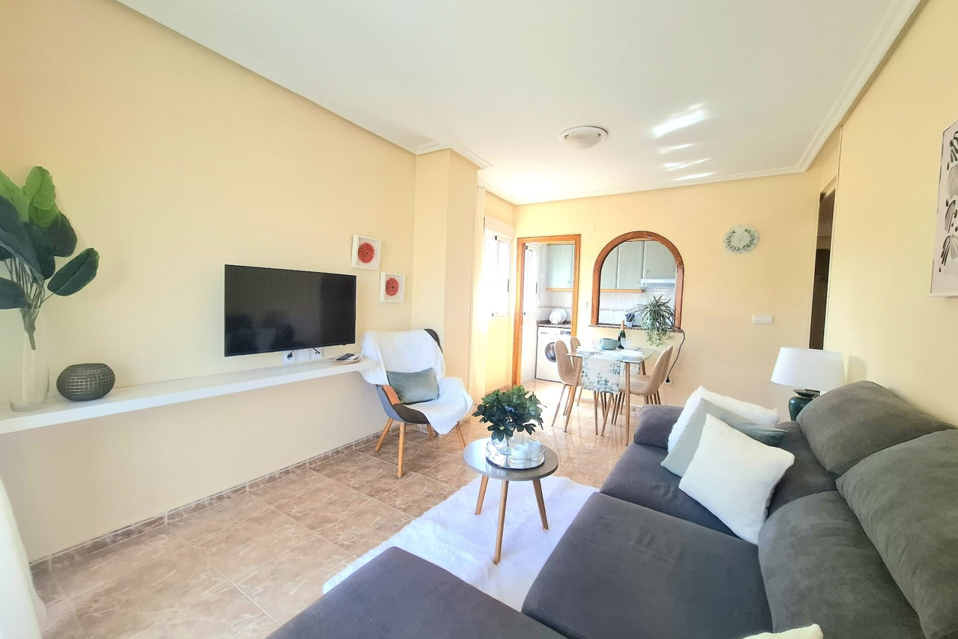 Herverkoop - 1. Appartement / flat - Torrevieja - Costa Blanca Zuid