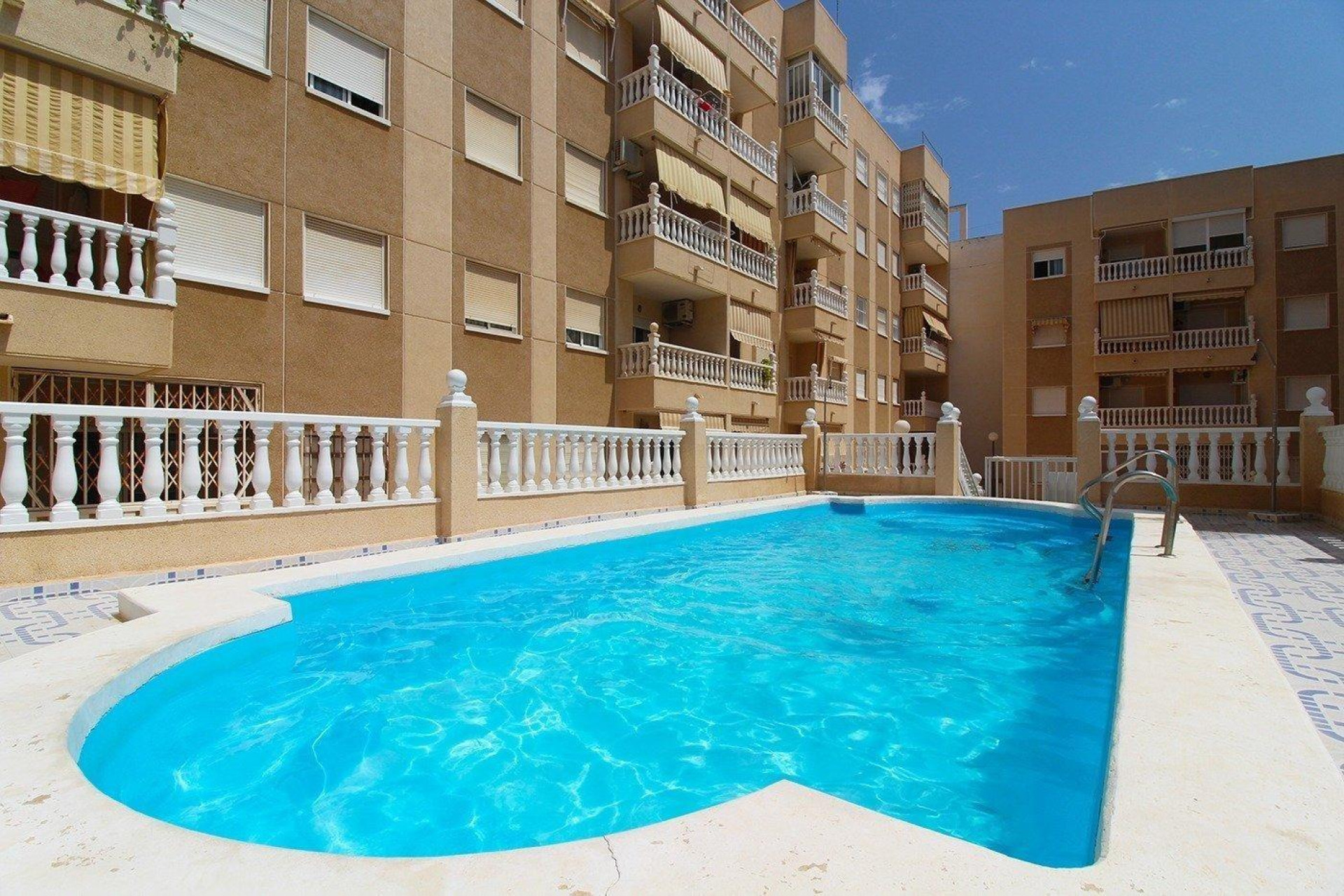 Herverkoop - 1. Appartement / flat - Torrevieja - Costa Blanca Zuid