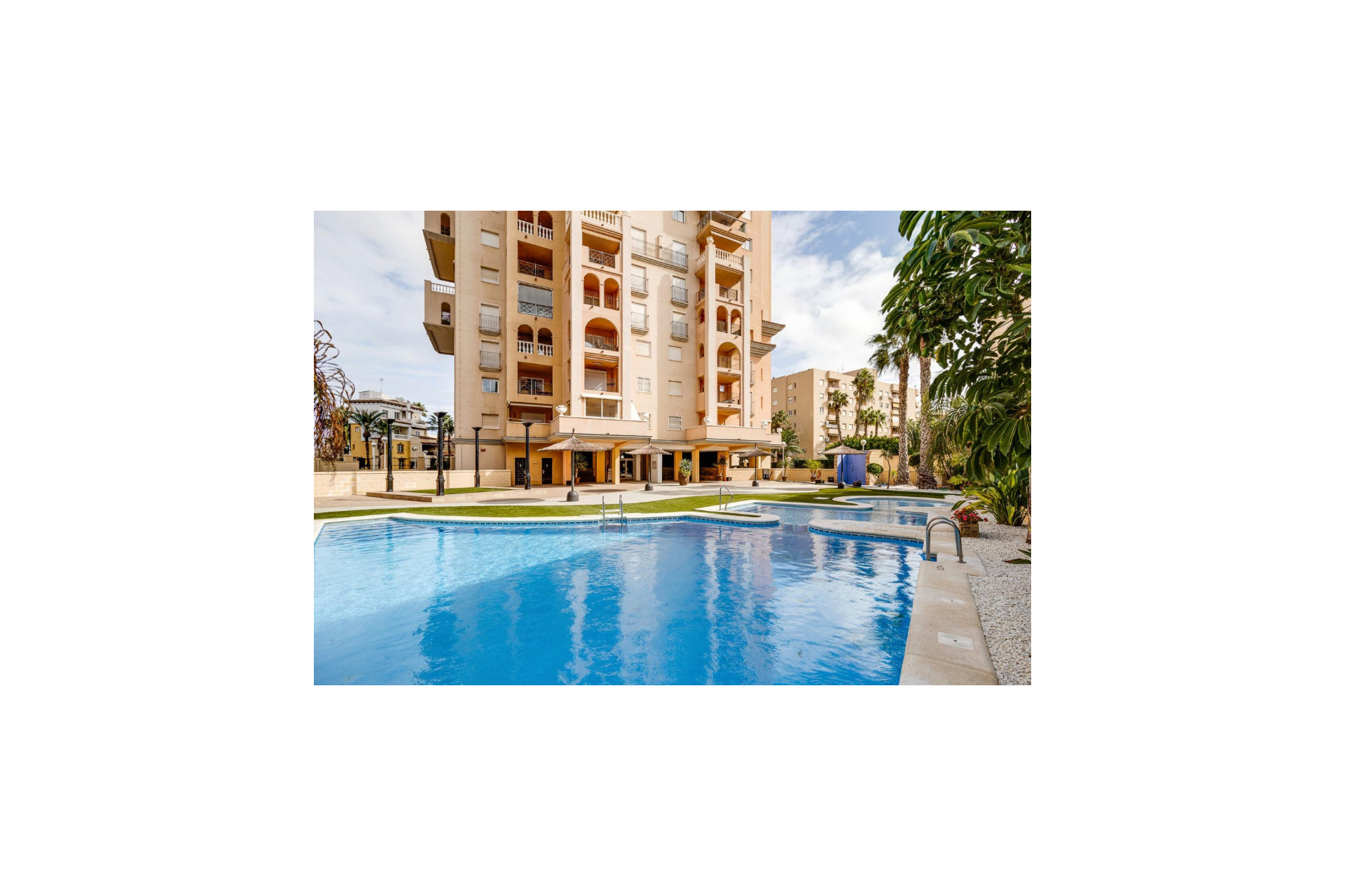 Herverkoop - 1. Appartement / flat - Torrevieja - Costa Blanca Zuid