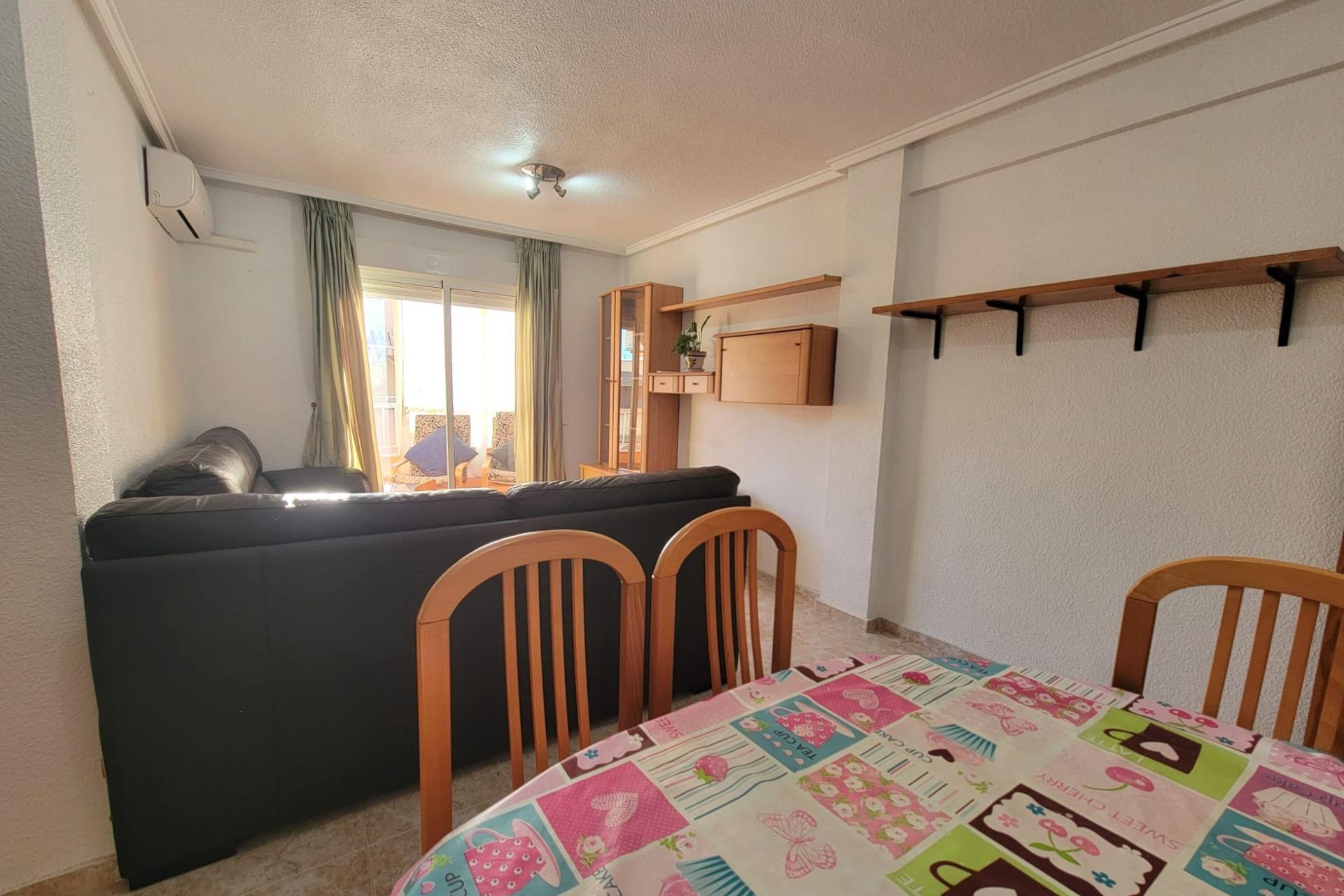 Herverkoop - 1. Appartement / flat - Torrevieja - Costa Blanca Zuid