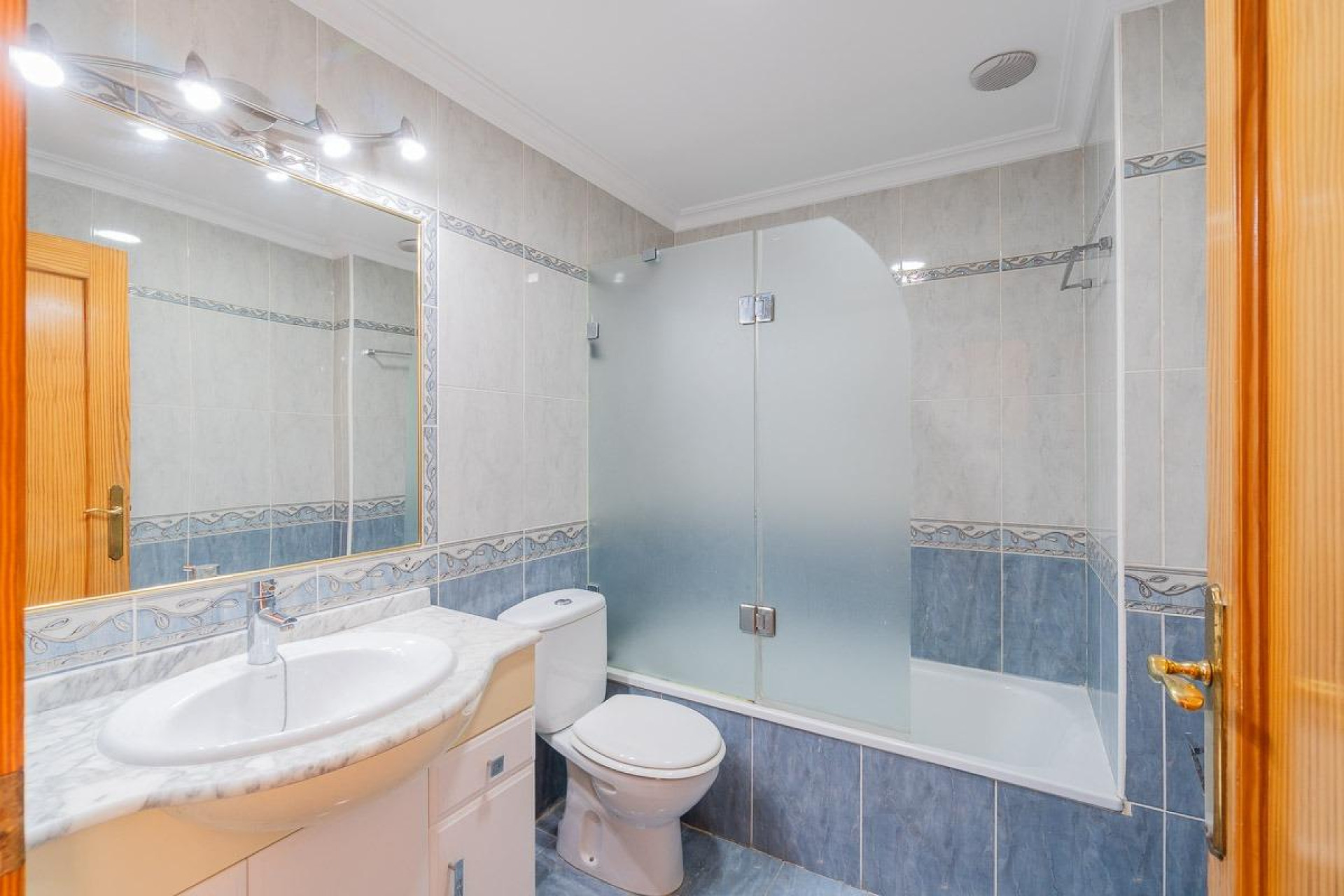 Herverkoop - 1. Appartement / flat - Torrevieja - Costa Blanca Zuid