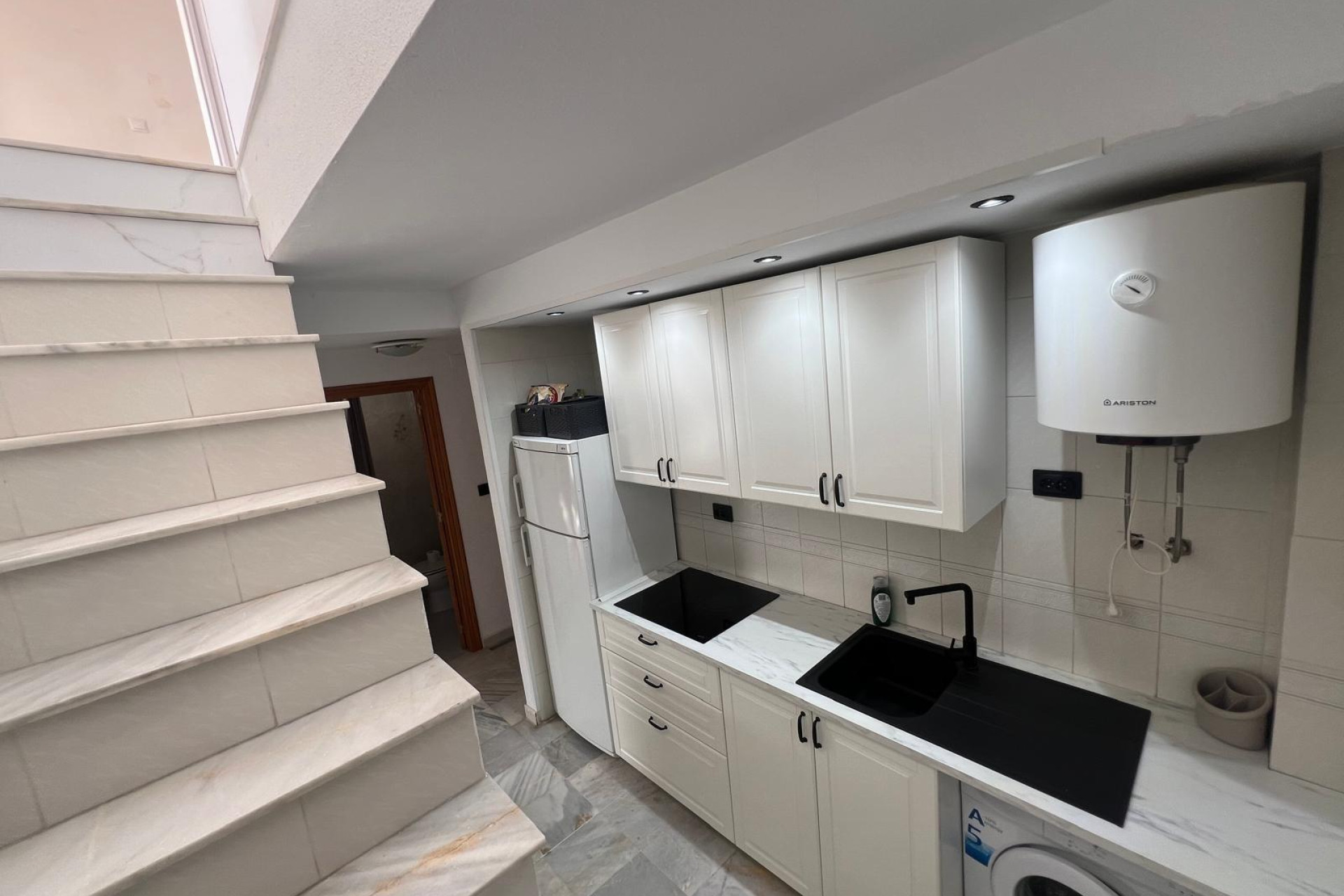 Herverkoop - 1. Appartement / flat - Torrevieja - Costa Blanca Zuid