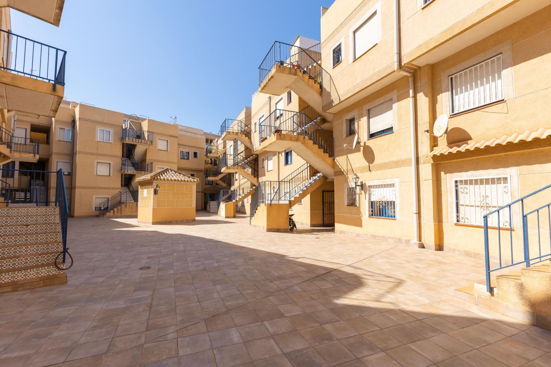 Herverkoop - 1. Appartement / flat - Torrevieja - Costa Blanca Zuid