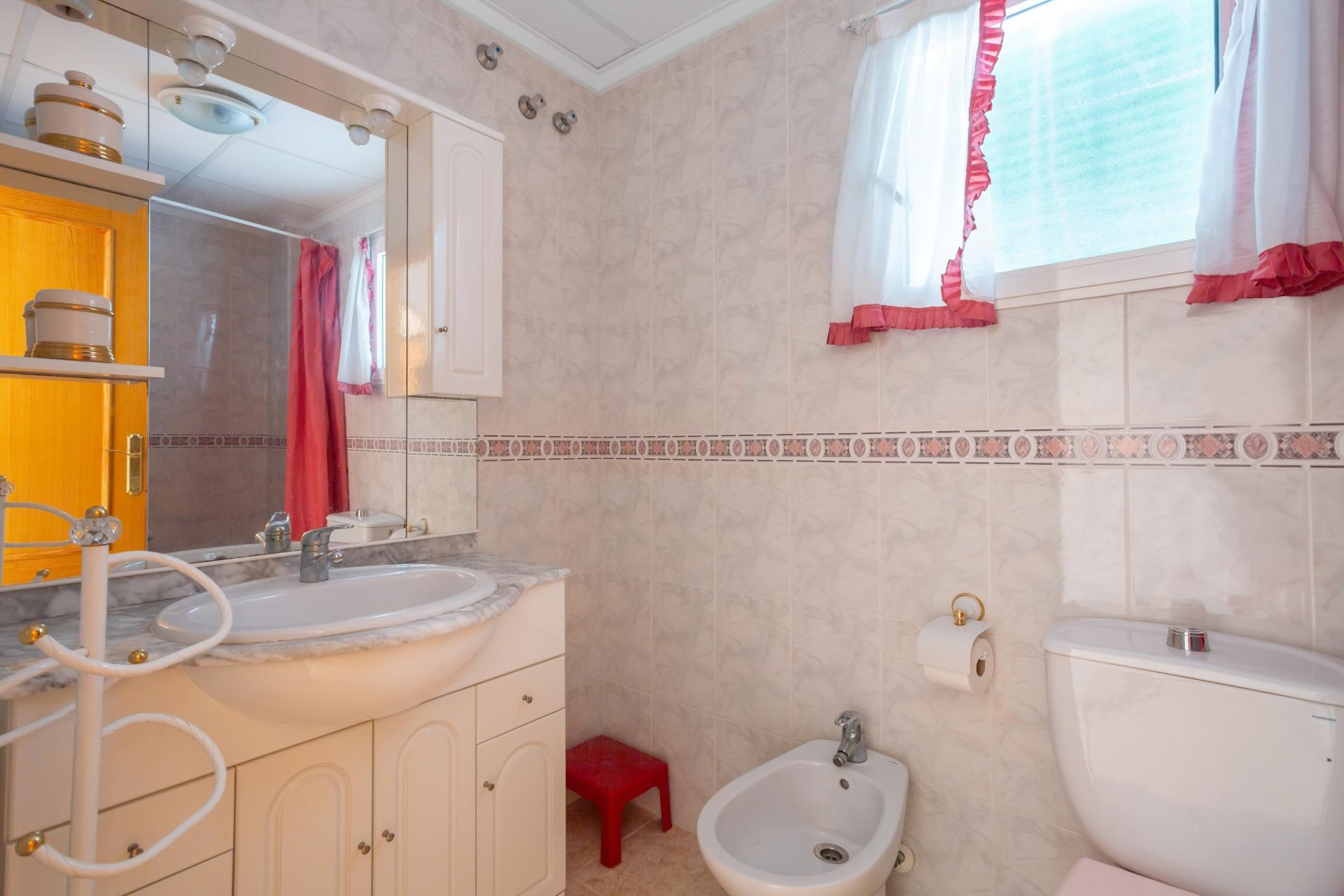 Herverkoop - 1. Appartement / flat - Torrevieja - Costa Blanca Zuid